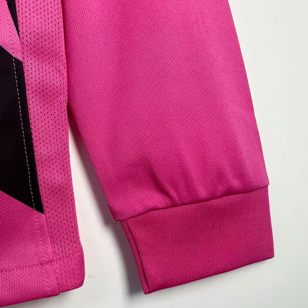 Retro Juventus 2011/12 Away Pink Long Sleeves