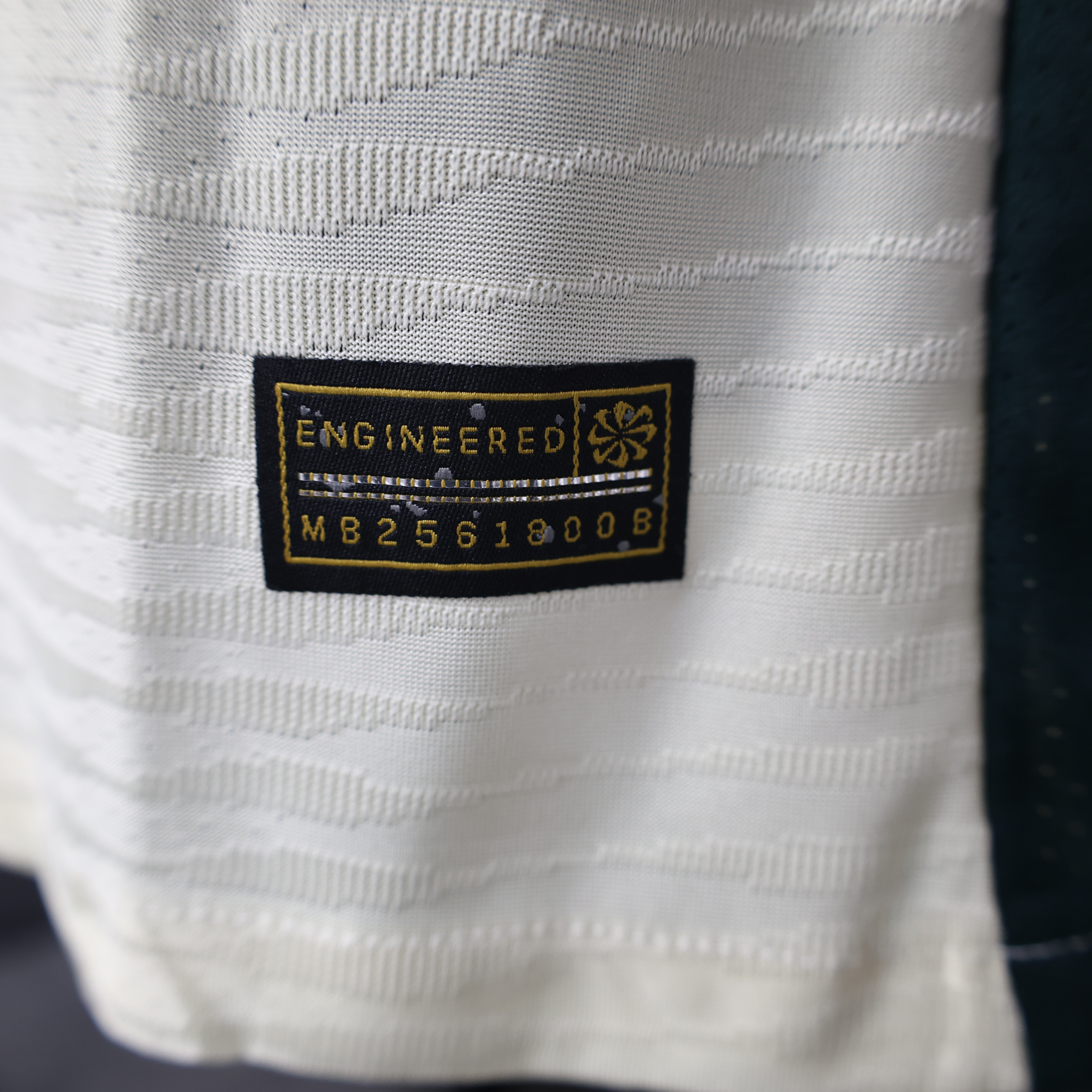 Player Version LVP 2021-22 Away