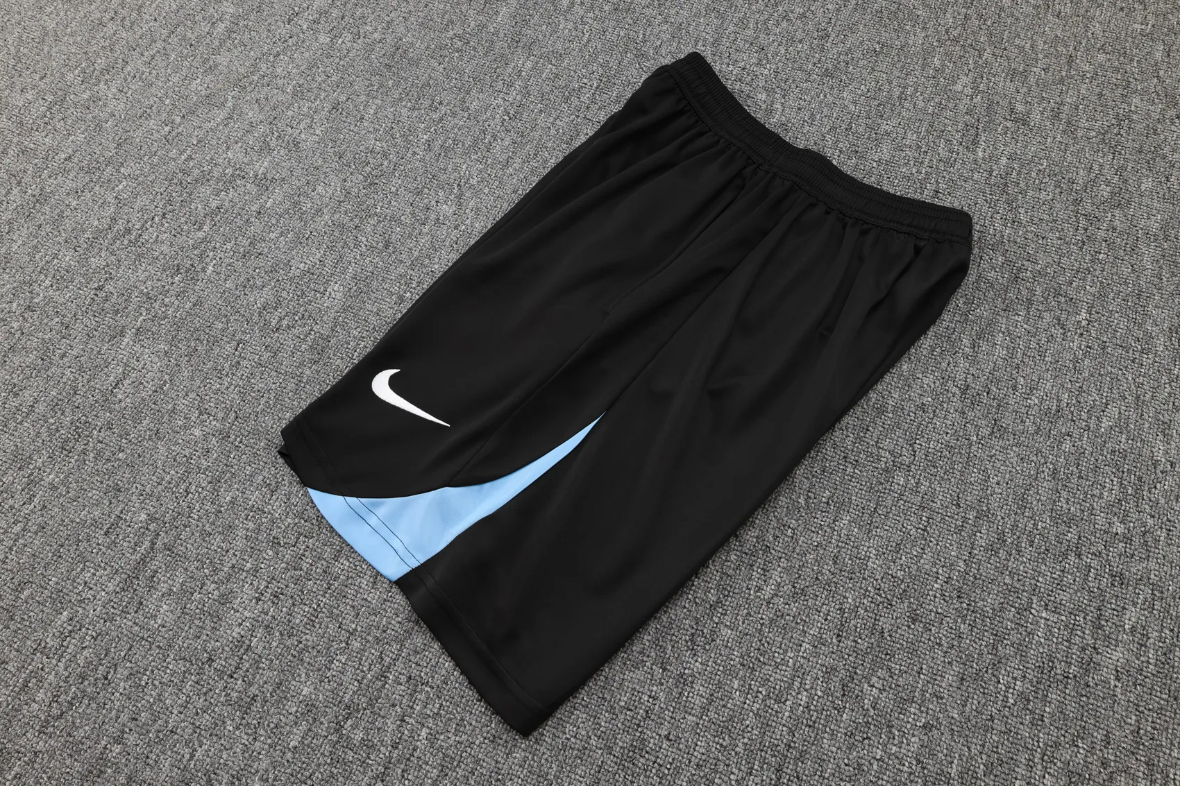 Tottenham Hotspur  Hotspur 2425 Short Sleeves Training Suit D1089