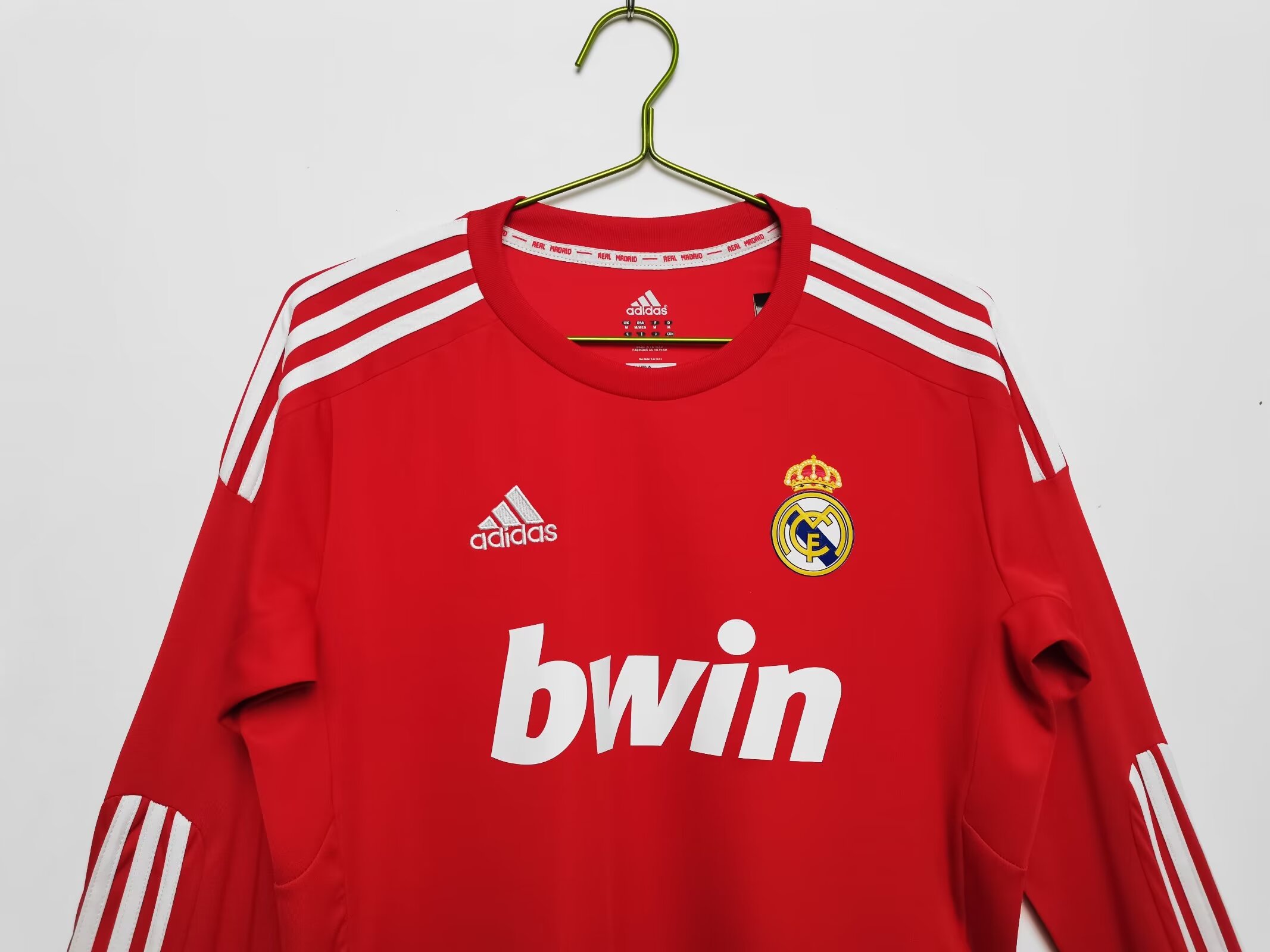Retro  Real Mαdrid 11/12 Third Red Long Sleeves