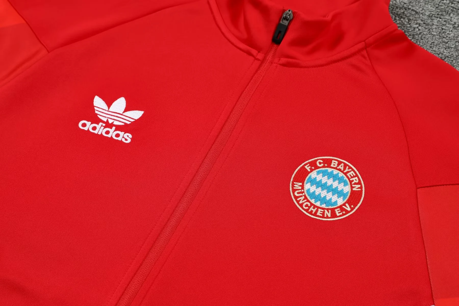 2425 Bayern München Training suit