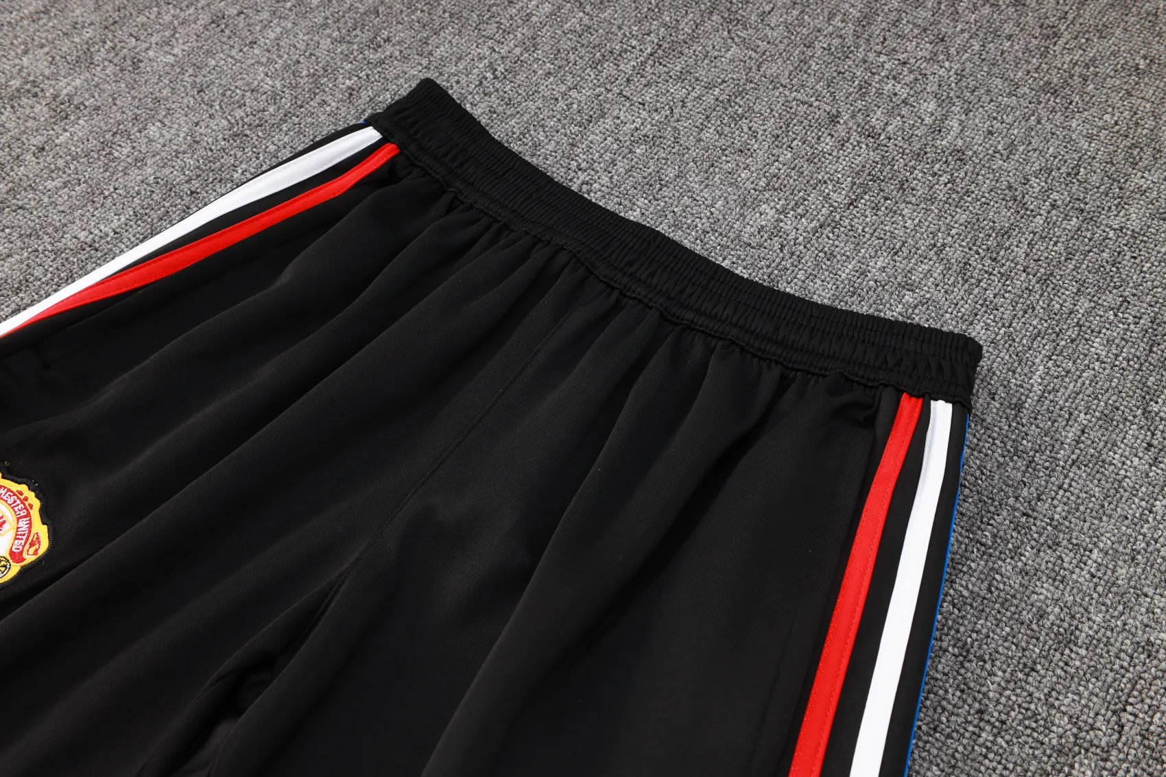 Adult/ Kids Manchester united 24/25 full zipper Training A724