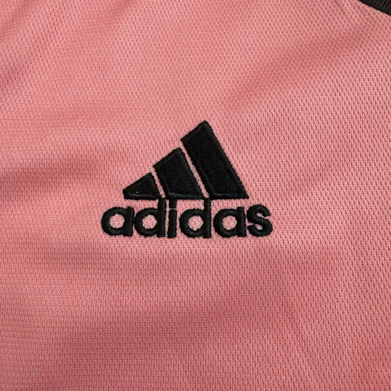 Kids Retro Juventus 15/16 Away Kit 16-28