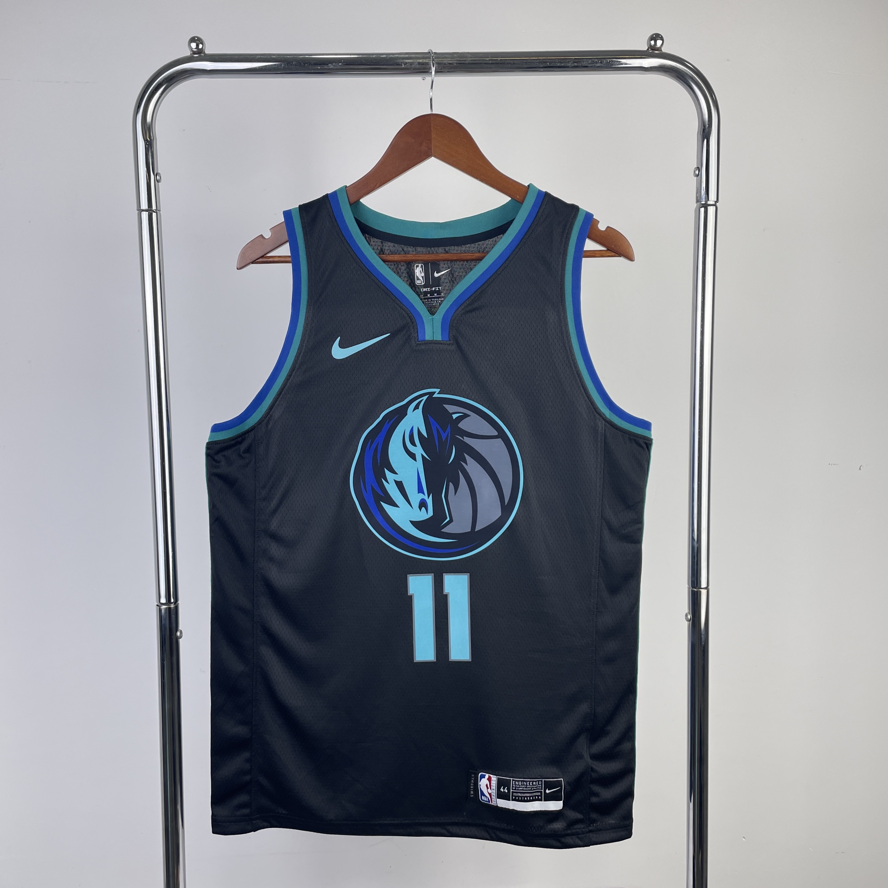 Mavericks No.11 Irving