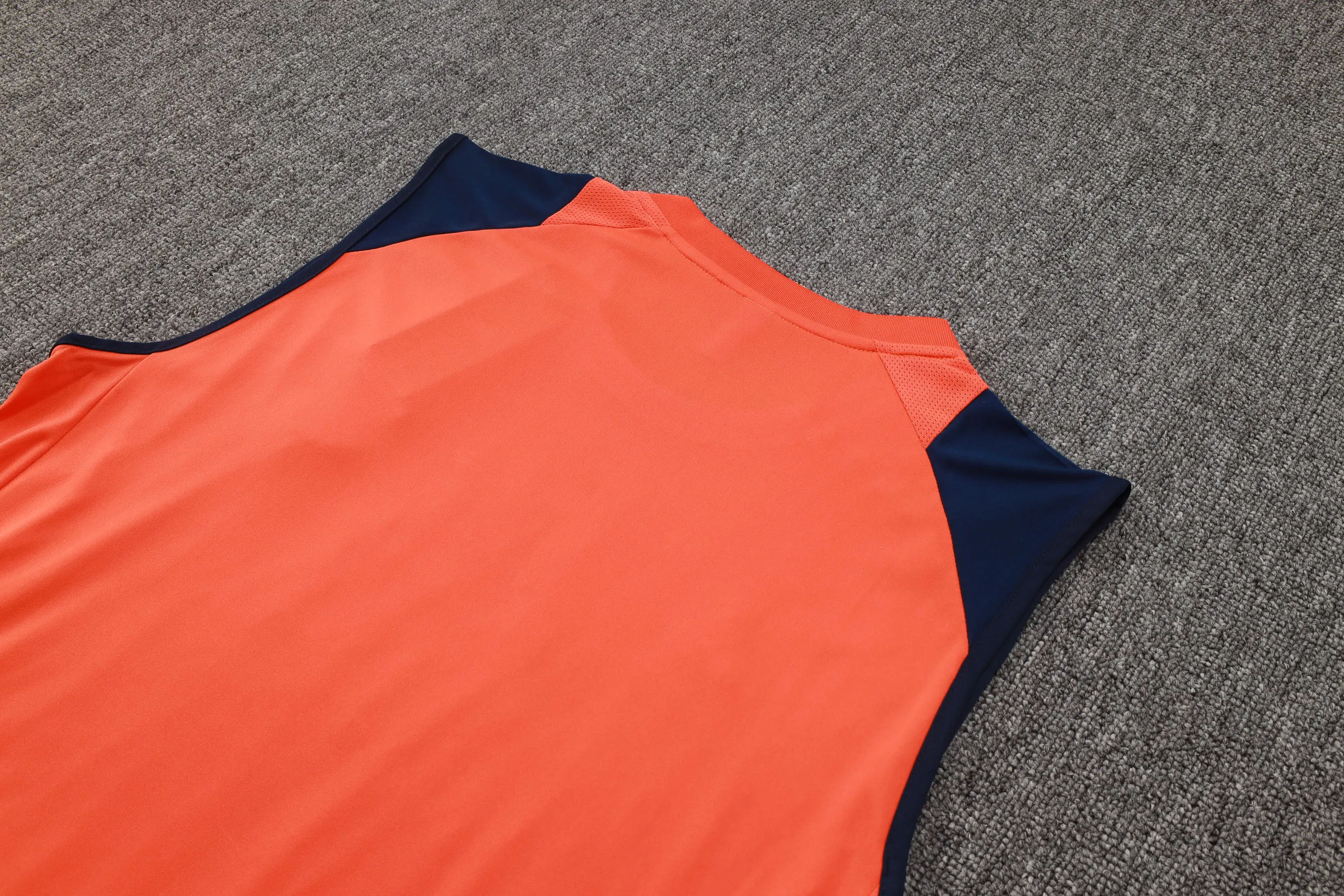 Manchester United  Sleevesless Training Suit D1118