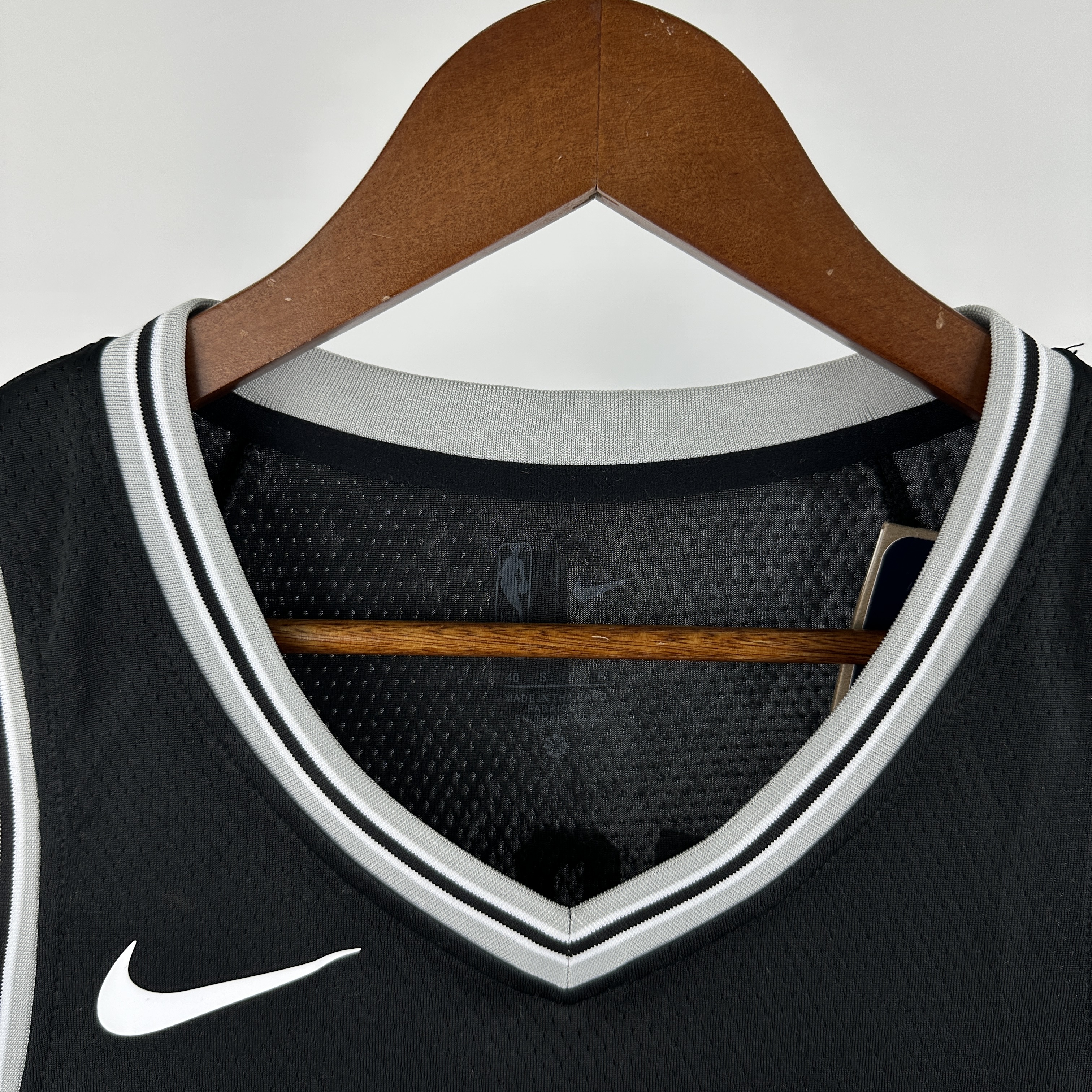 SAN ANTONIO SPURS Black  #4 FOX
