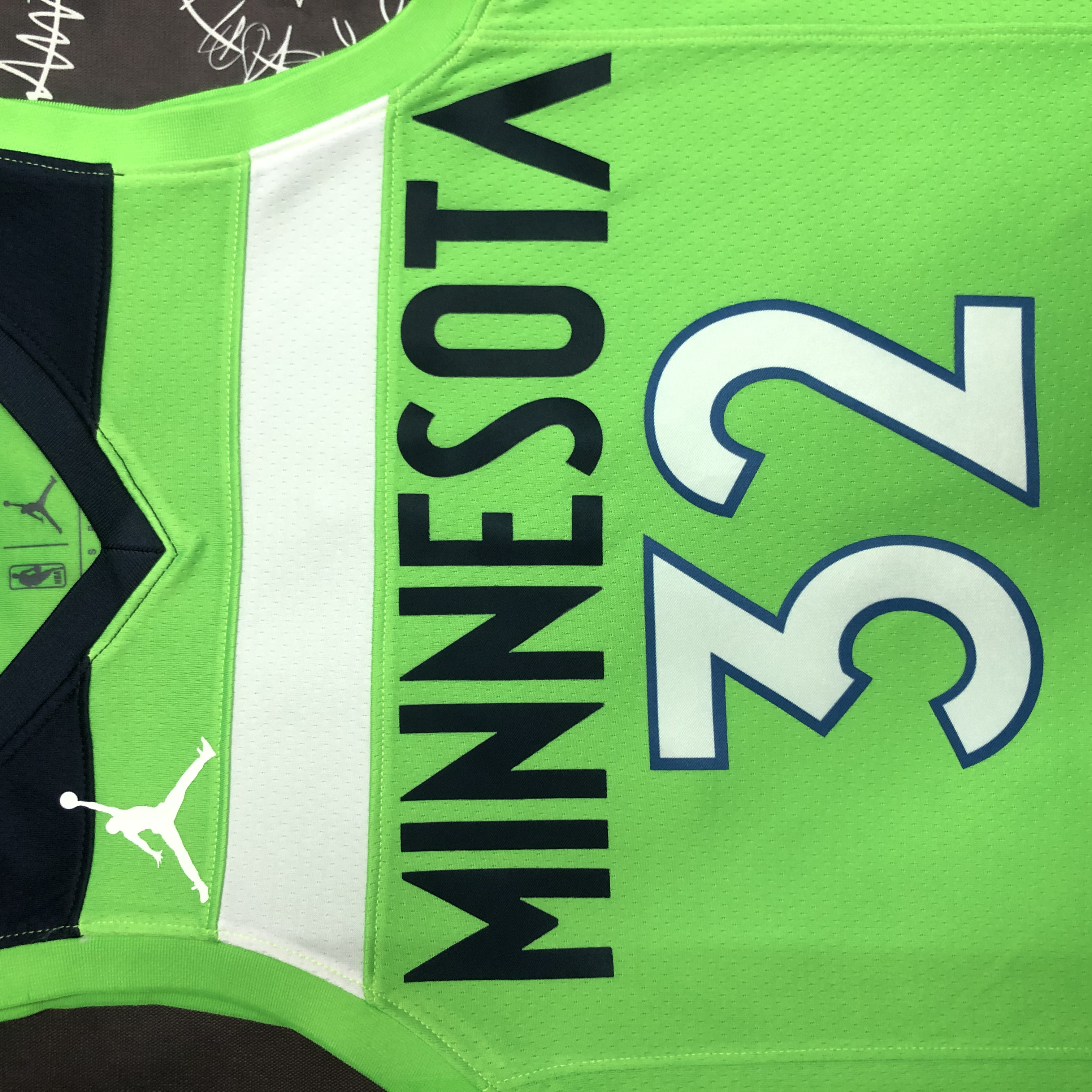 MINNESOTA TIMBERWOLVES GREEN  NO.32 TOWNS