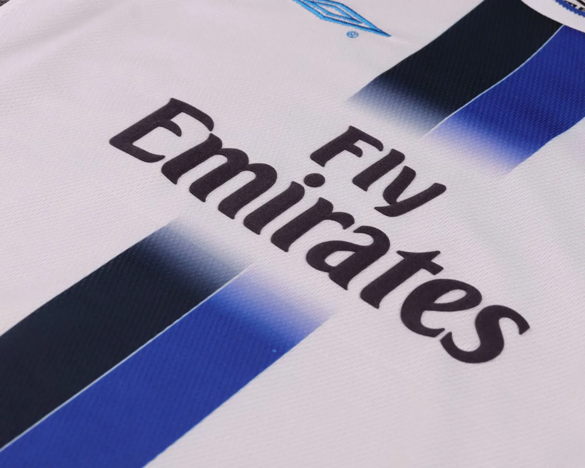 Kids Retro Kit Chelsea 2003 Away