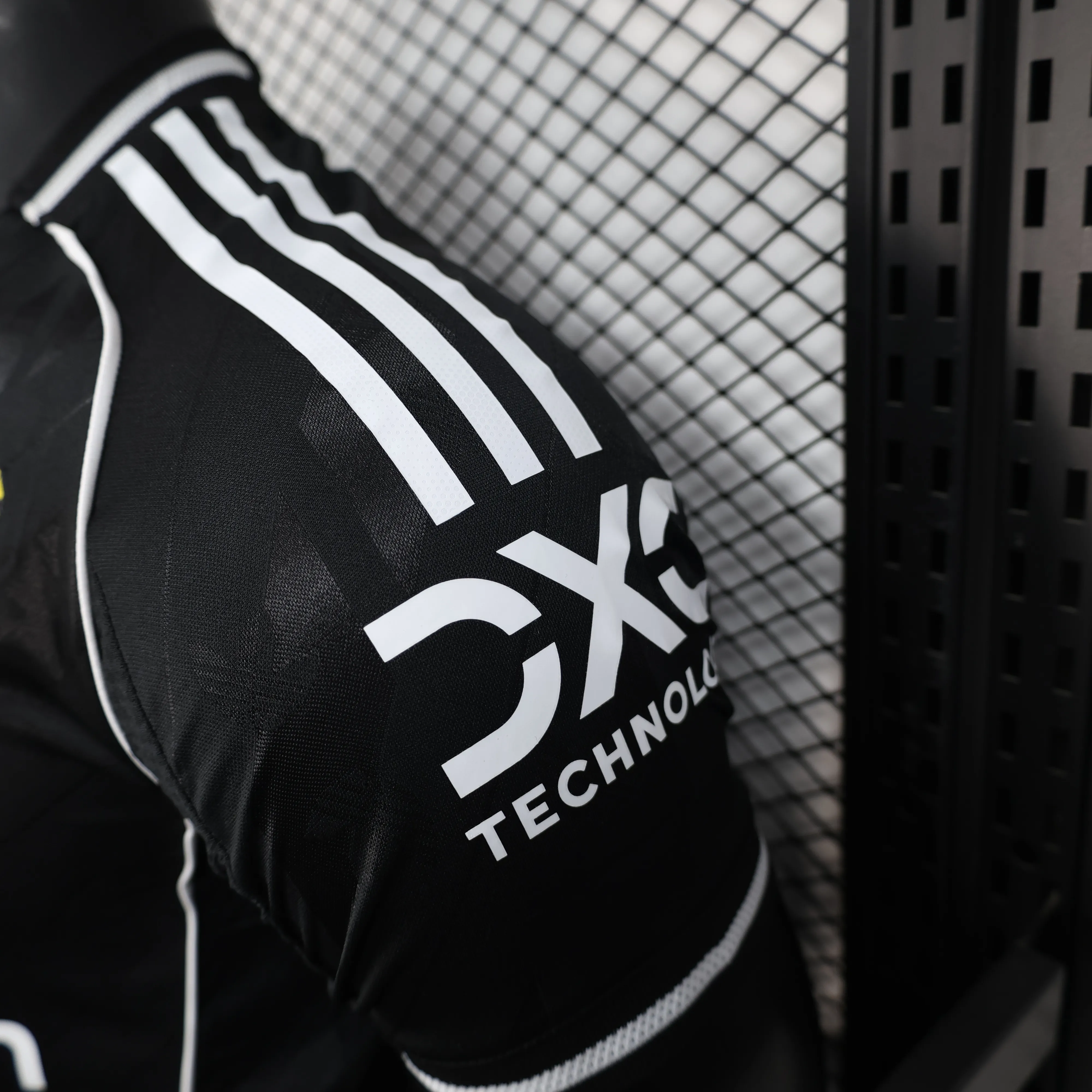 Player Version Manchester United 25/26 Black  S-XXL