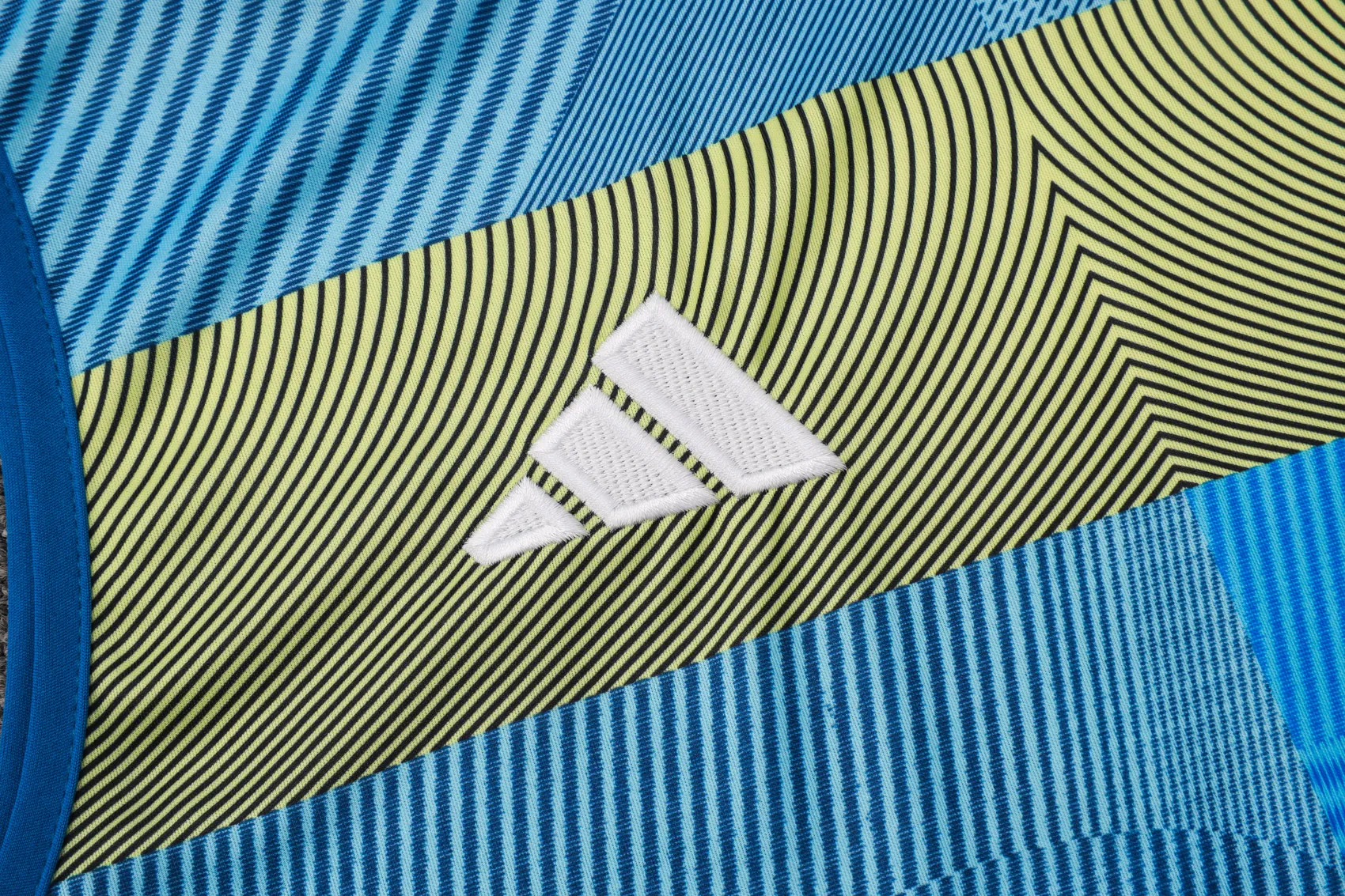 Real Mαdrid Sleeveless training suit D2529