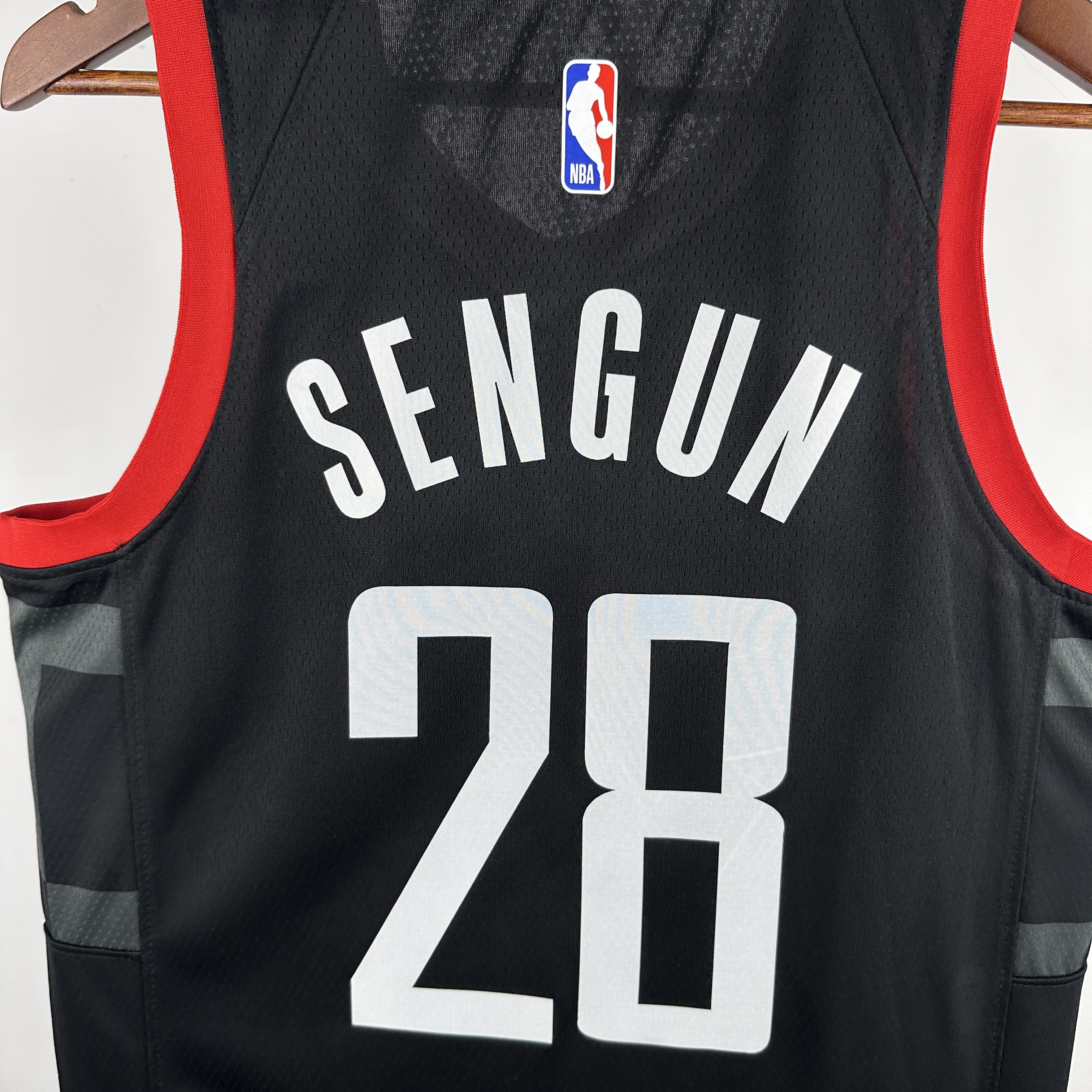 24 Season Rockets Limited Edition #28 SENGUN