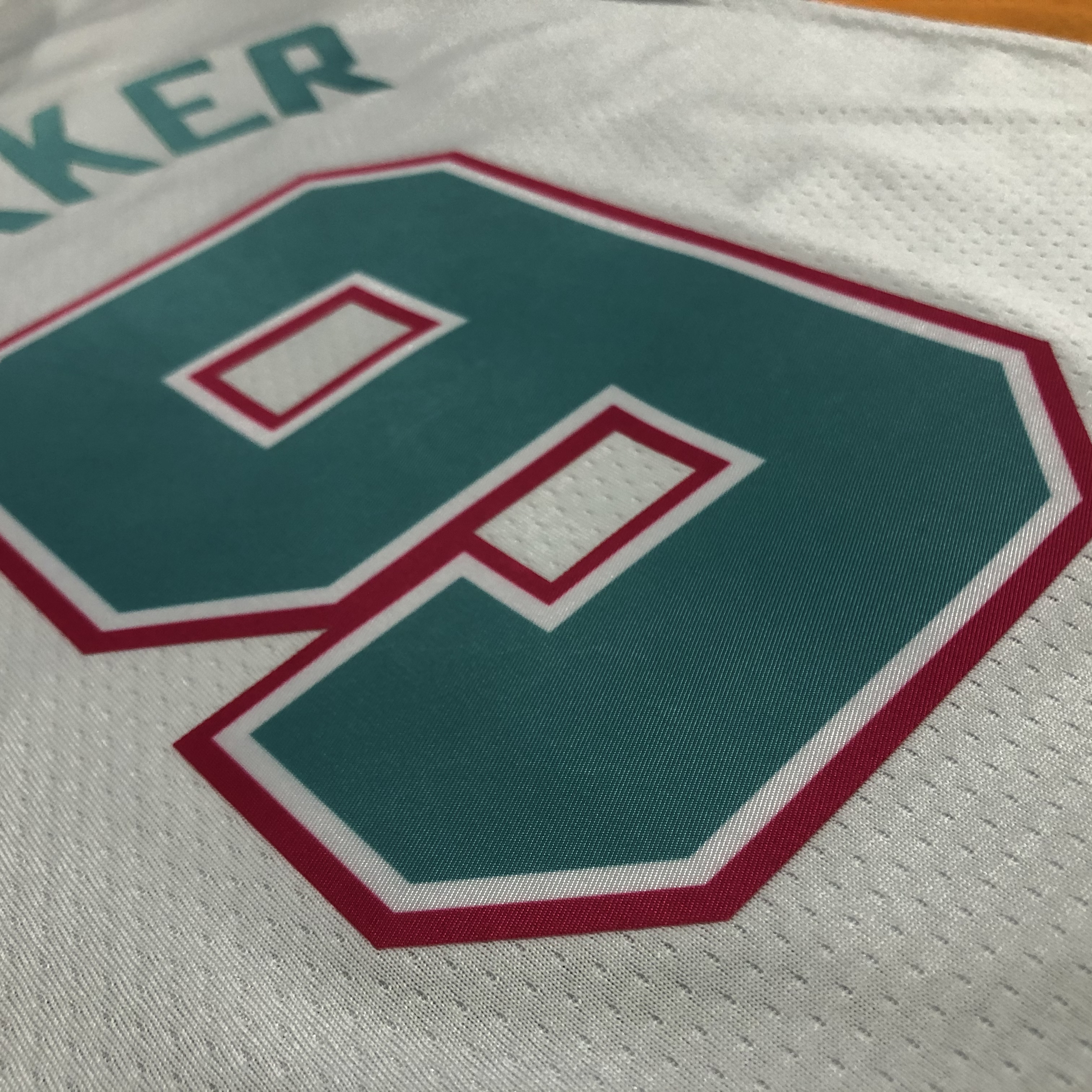 22 Season SAN ANTONIO SPURS City Edition  #9