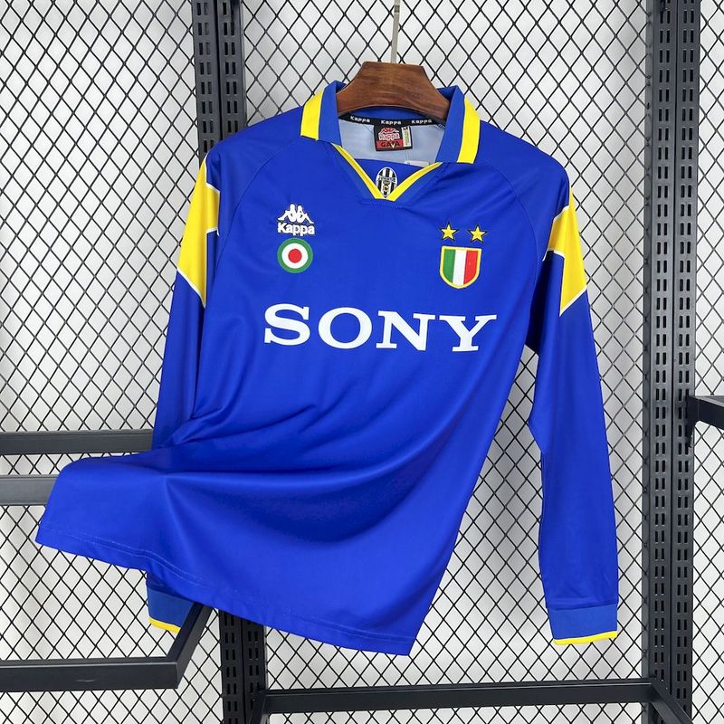 Retro Juventus 1995/96 Away Long Sleeves