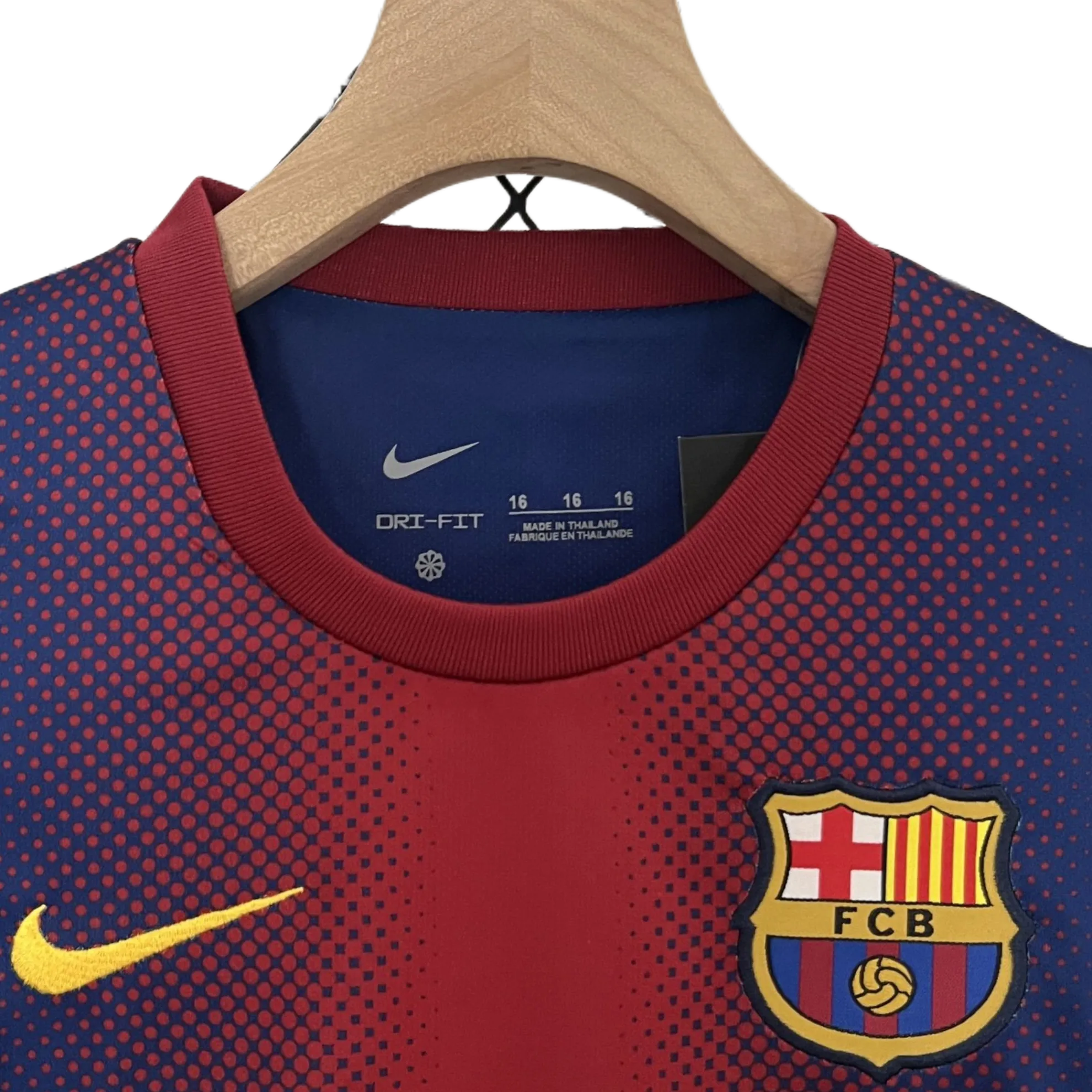 Kids Retro 2012/13 Barcelona Home  16-28