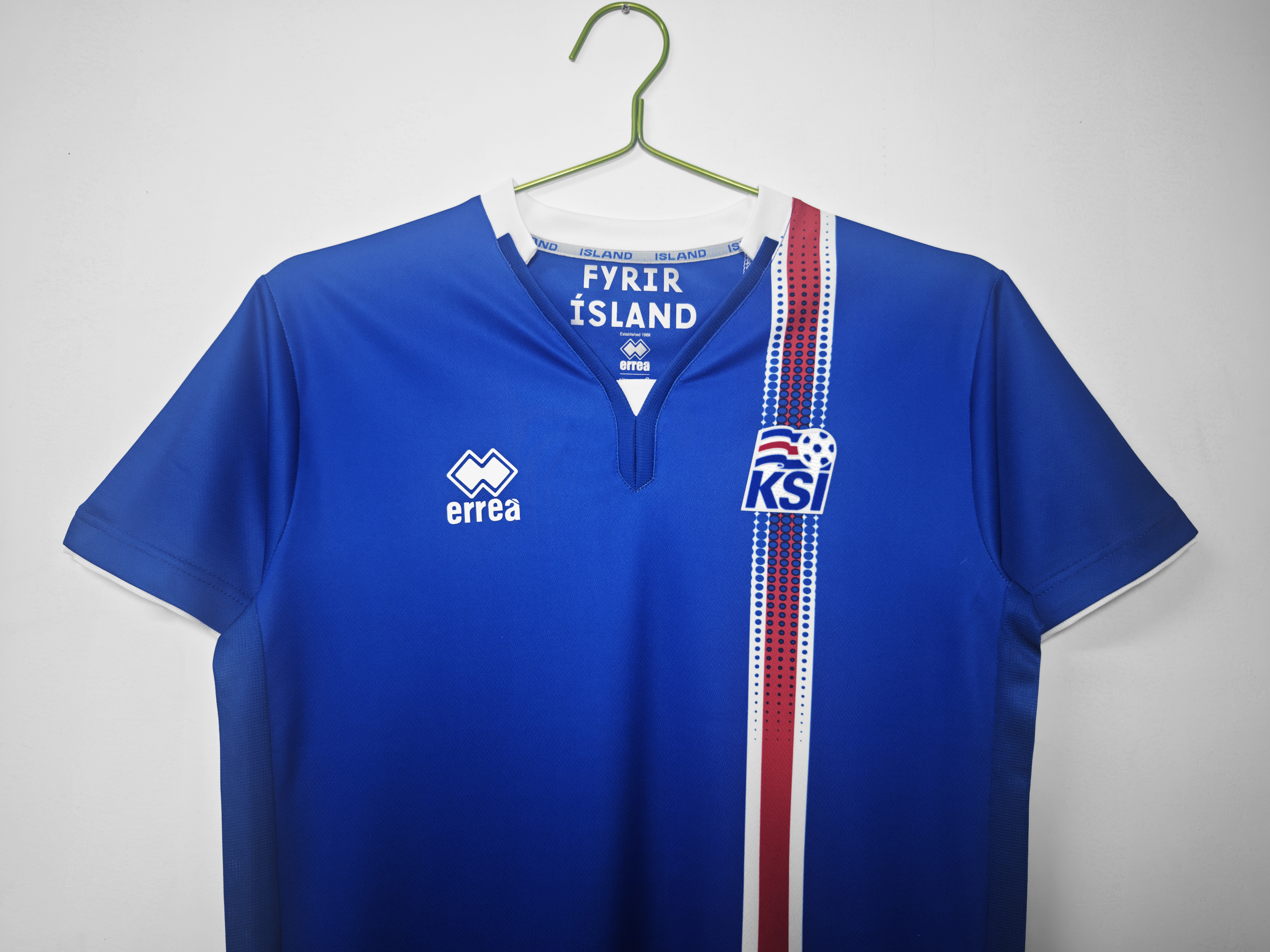 Retro Iceland 2016/17 Home S-XXL