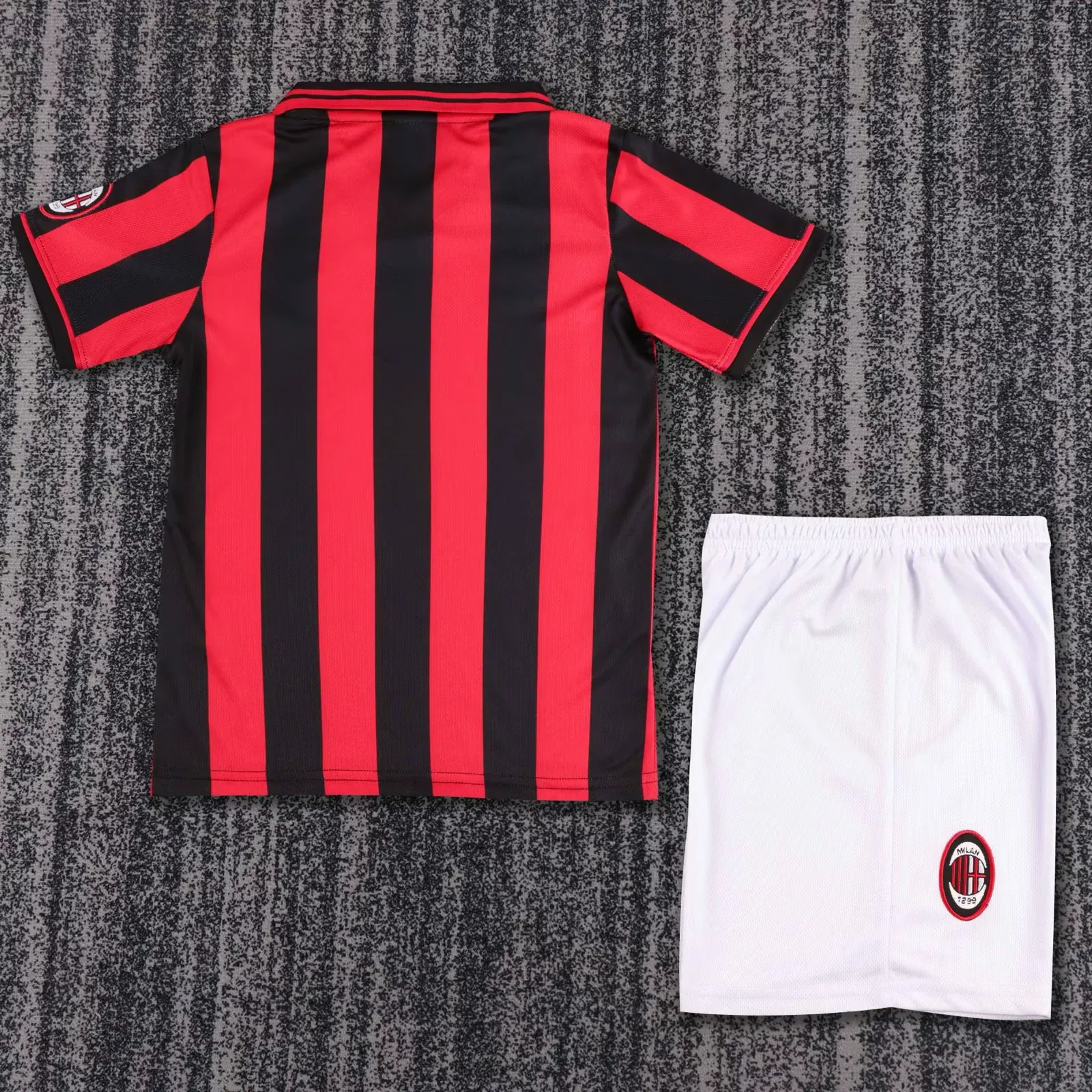 Kids Retro Kit AC Milan 96/97 Home