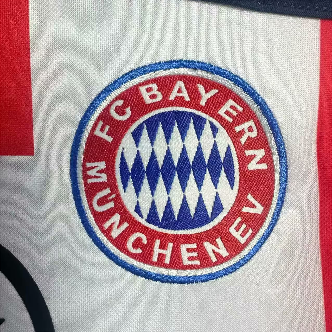 Retro Bayern Munich 00/02 Away S-XXL