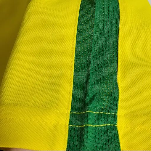 Retro  Brazil 2002 World Cup Home Masculina Yellow