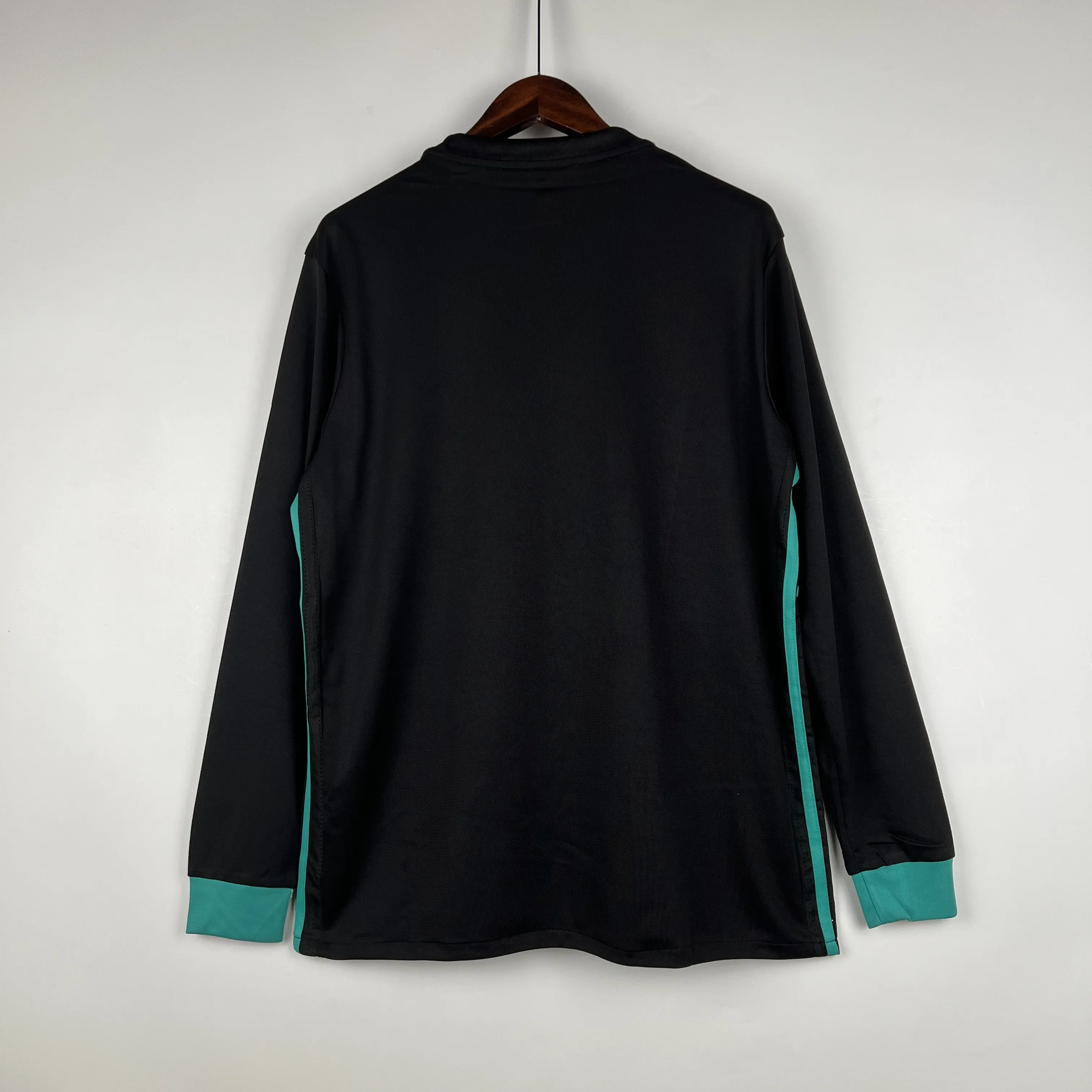 Retro  Real Mαdrid 17/18 Away Black Long Sleeves