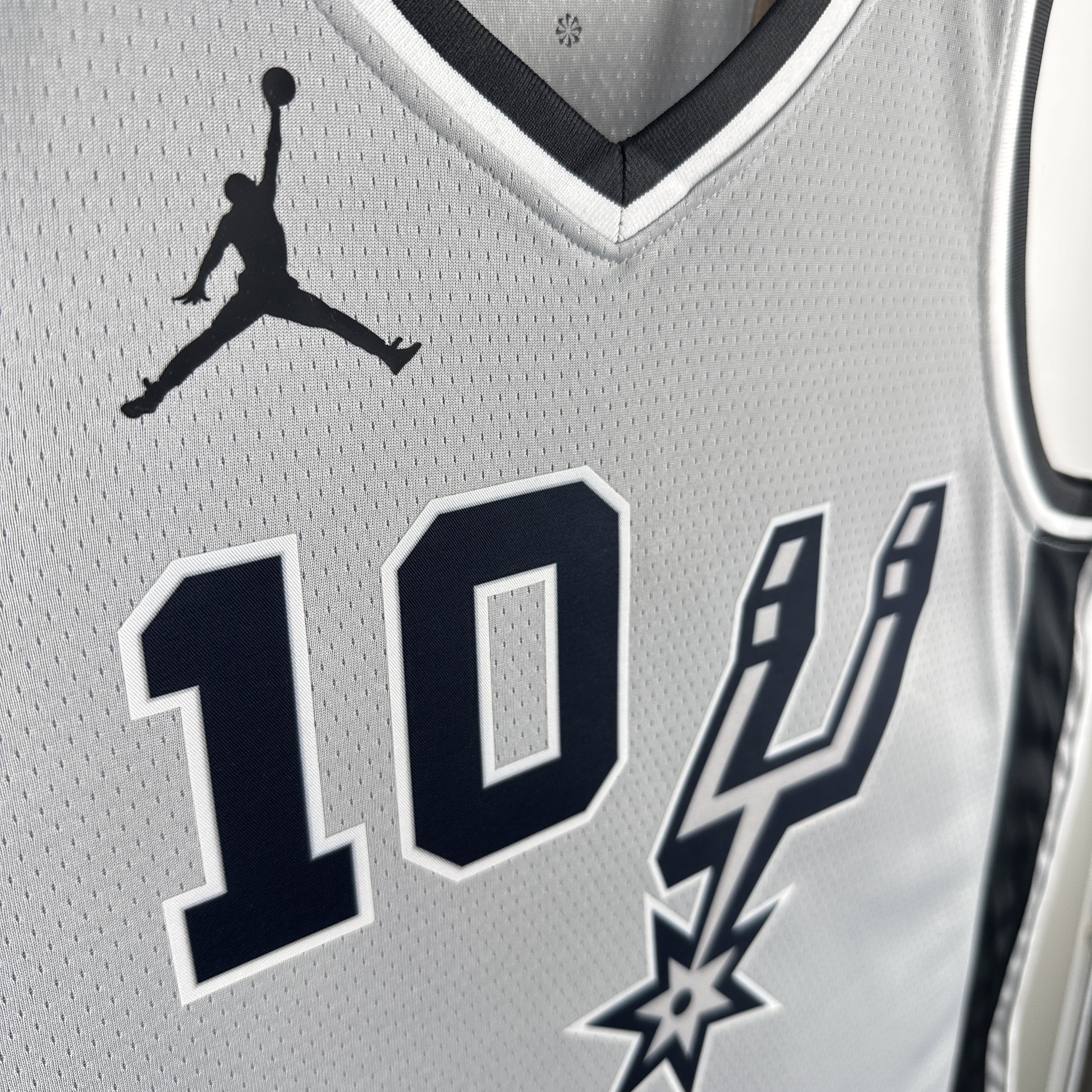 21 SEASON SAN ANTONIO SPURS FLYER EDITION  #10 SOCHAN