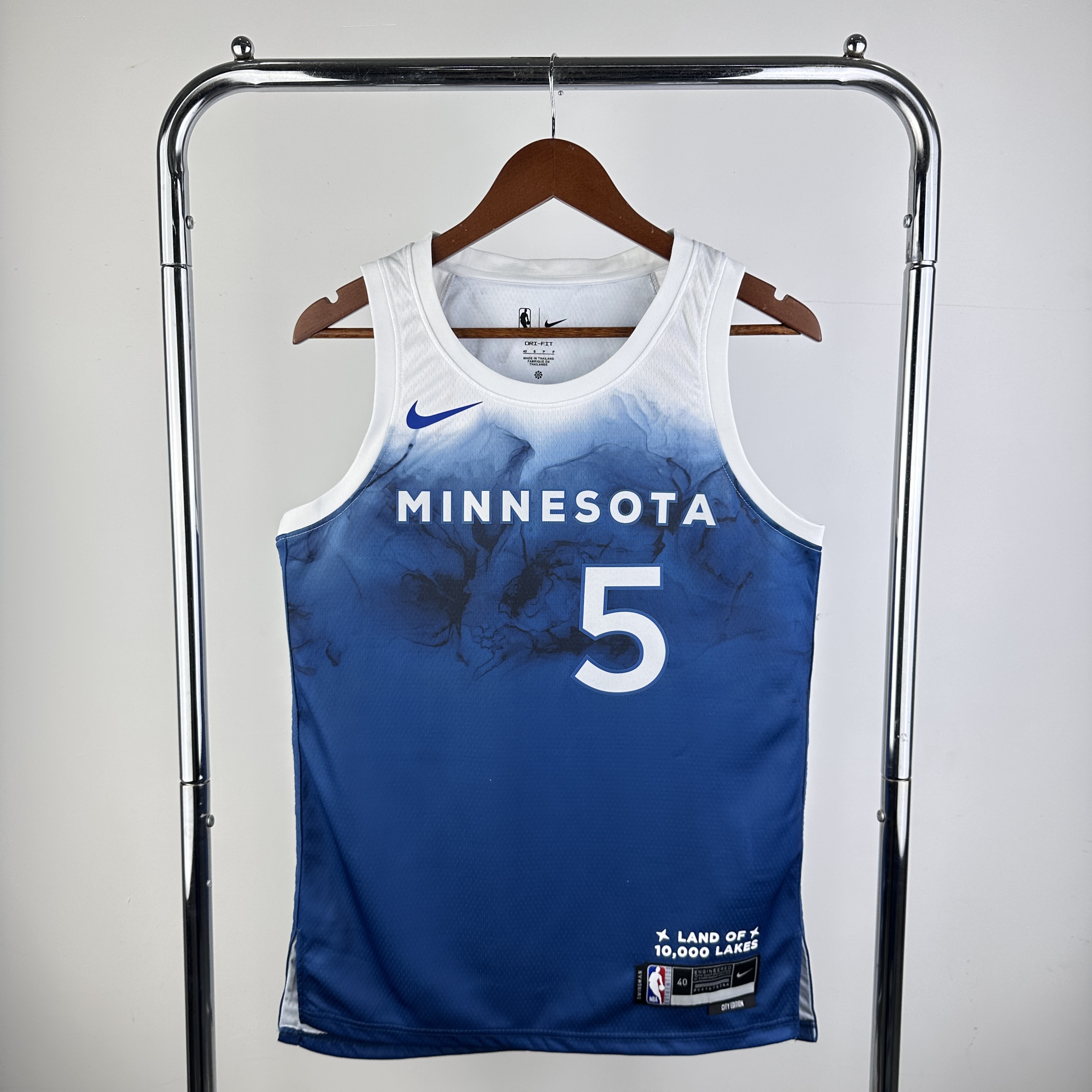 24 SEASON MINNESOTA TIMBERWOLVES CITY VERSION  NO.5 EDWARDS