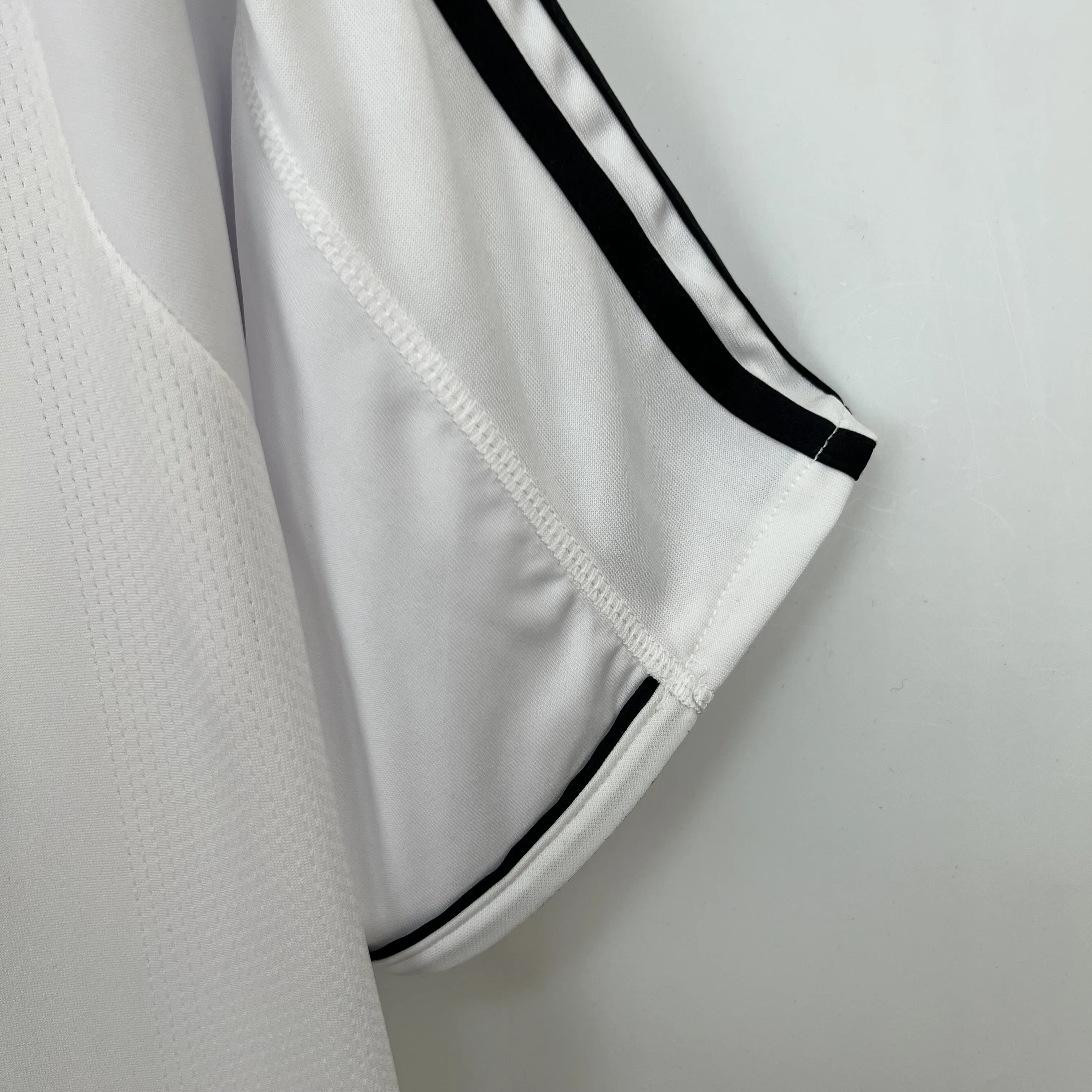 Retro  Real Mαdrid 03/04 Home White