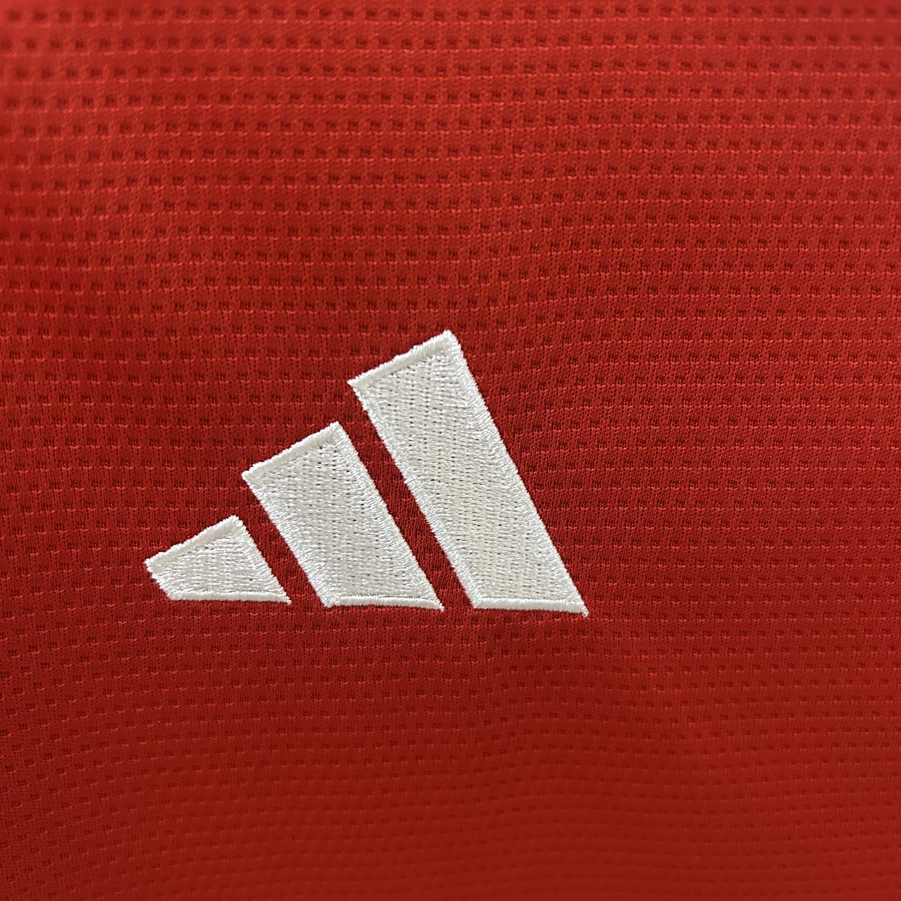 Female SC Internacional 25/26 Home Kit S-XXL