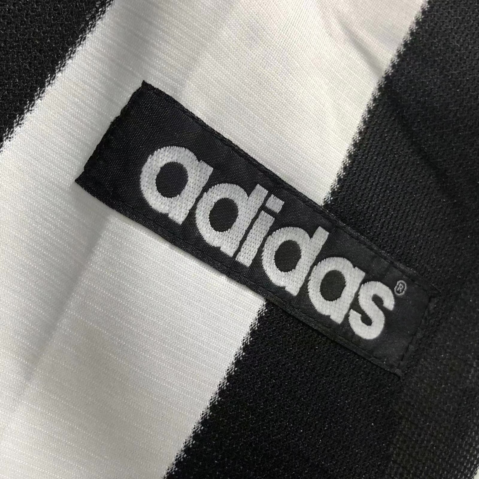 Retro Newcastle 1995/97 Home