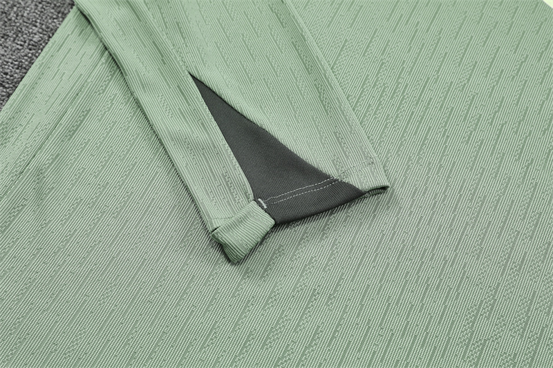 Chelseα  25/26 Half zipper training suit 801