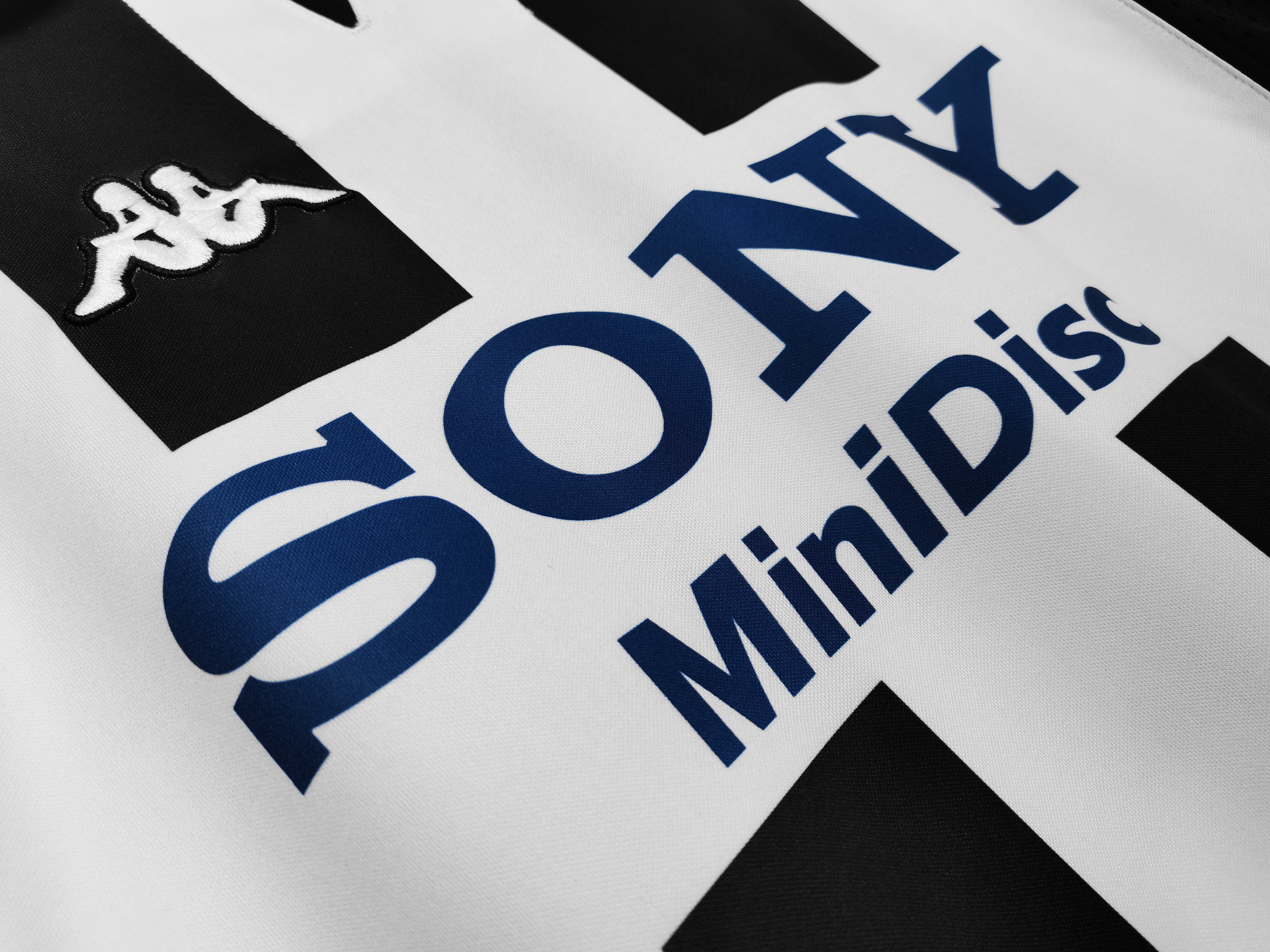 Retro  Juventus 1997/98 Home Long Sleeves