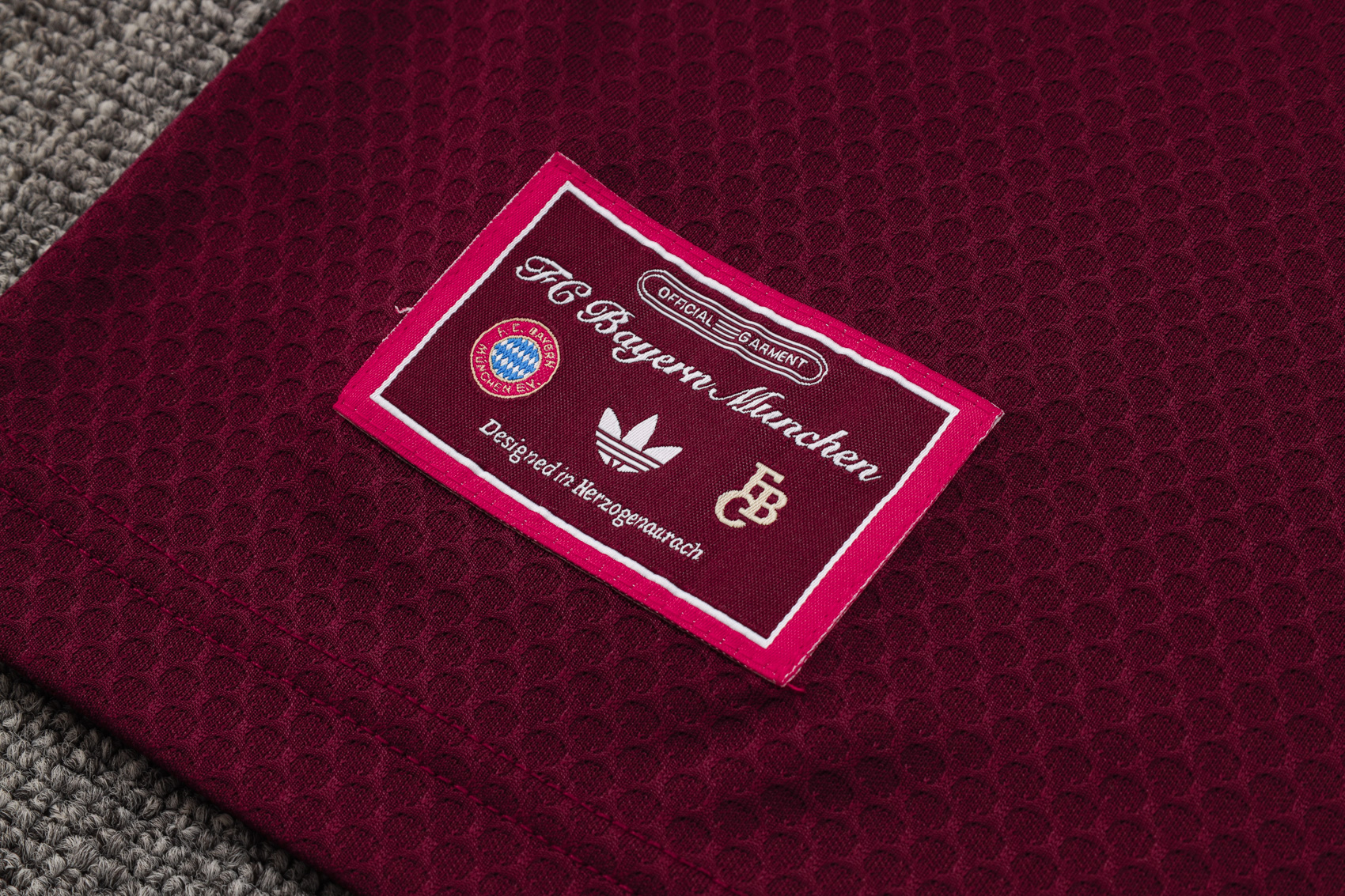 2526 Bayern Polo  C2514