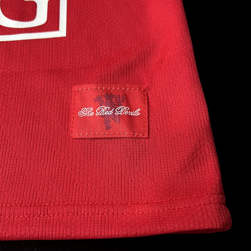 Kids Retro Manchester United 2007/08 Home Red