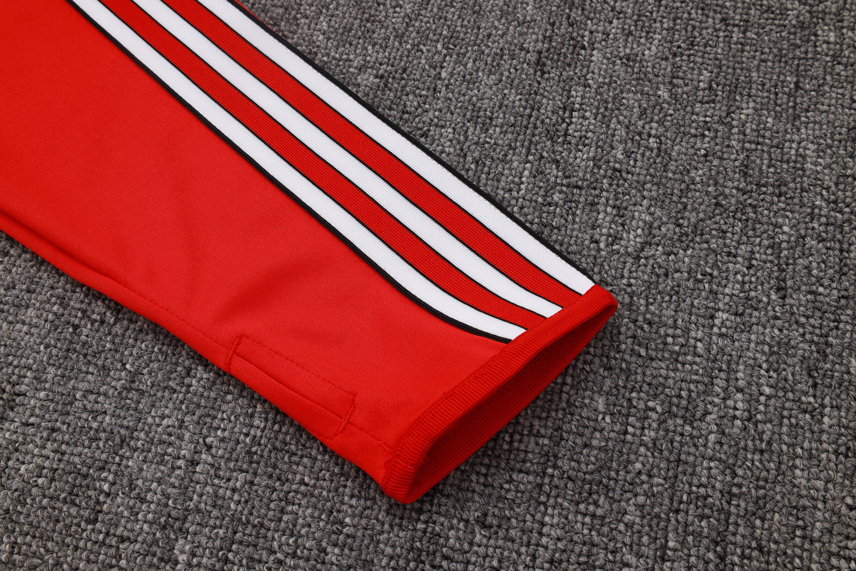 LVP 25/26 Half zipper training suit B2509#