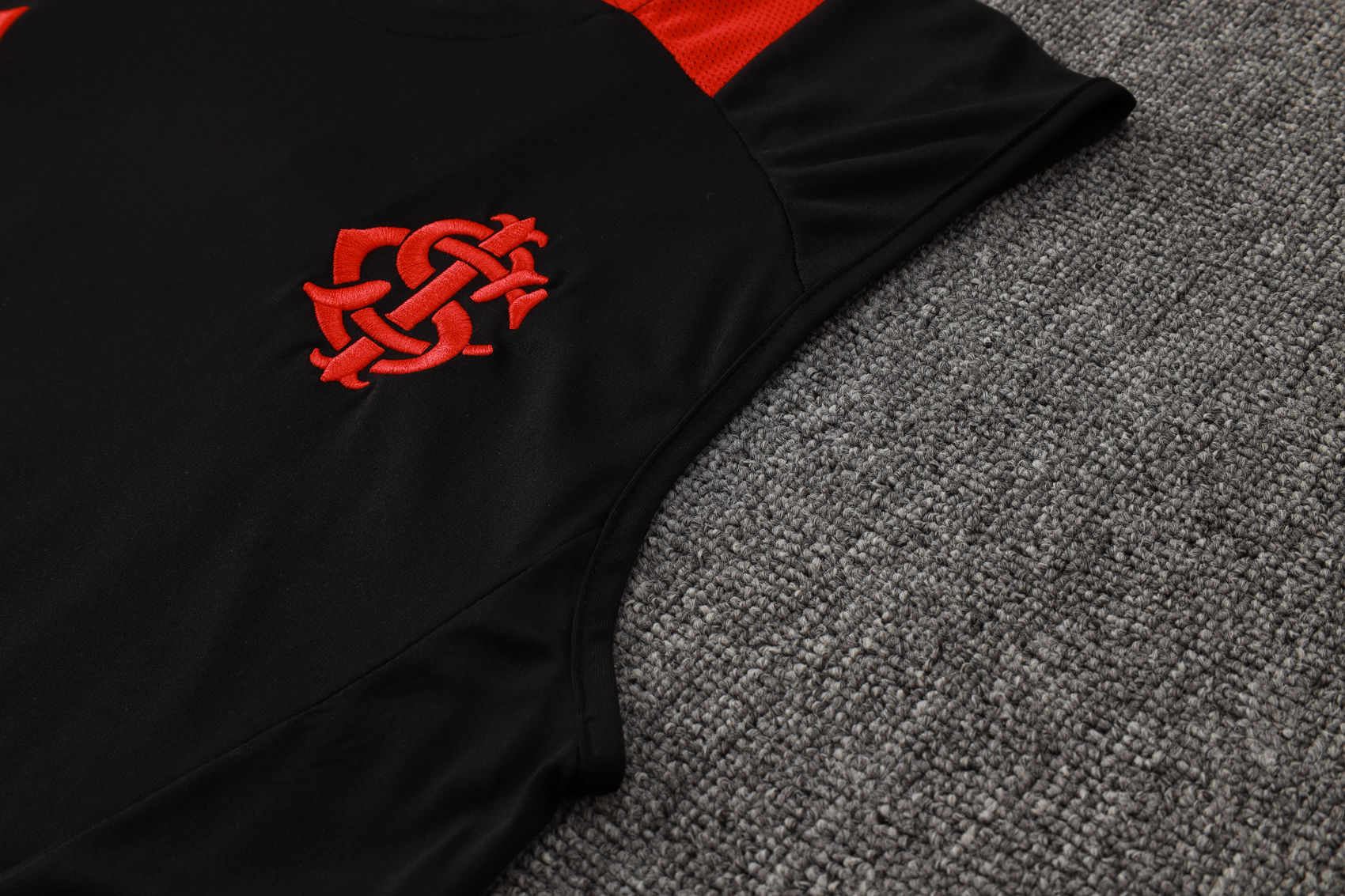 SC Internacional Sleeveless training suit D1257