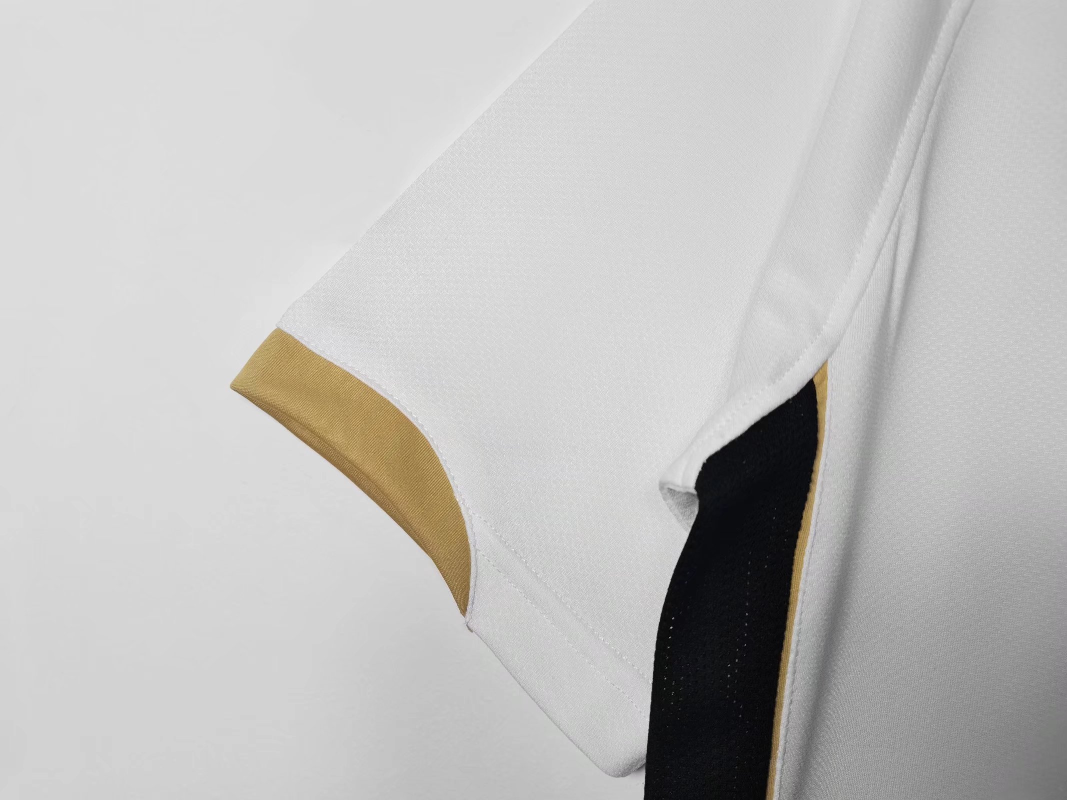 Retro Manchester United 2006/07 Away