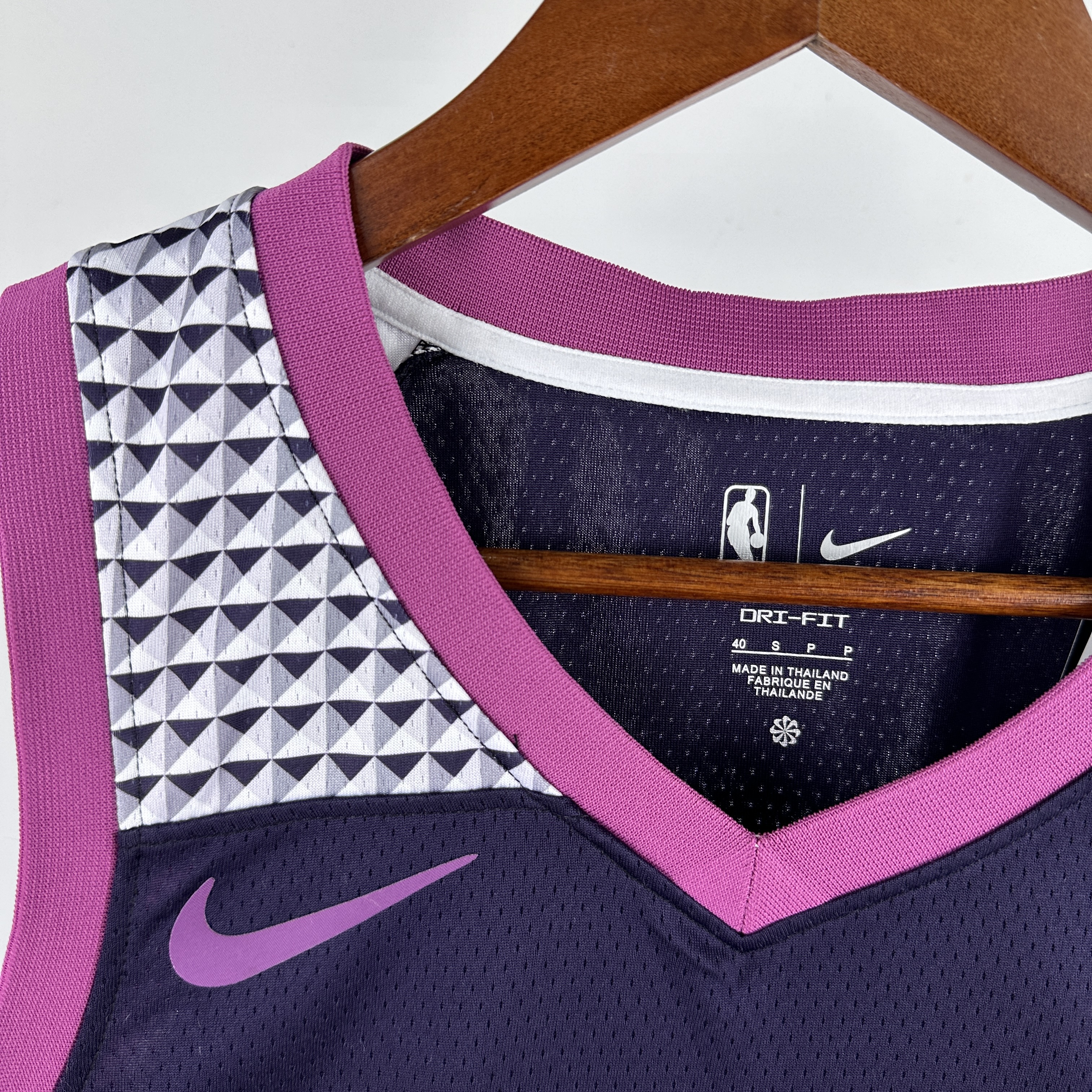 MINNESOTA TIMBERWOLVES PURPLE/ BLACK  NO.5 EDWARDS