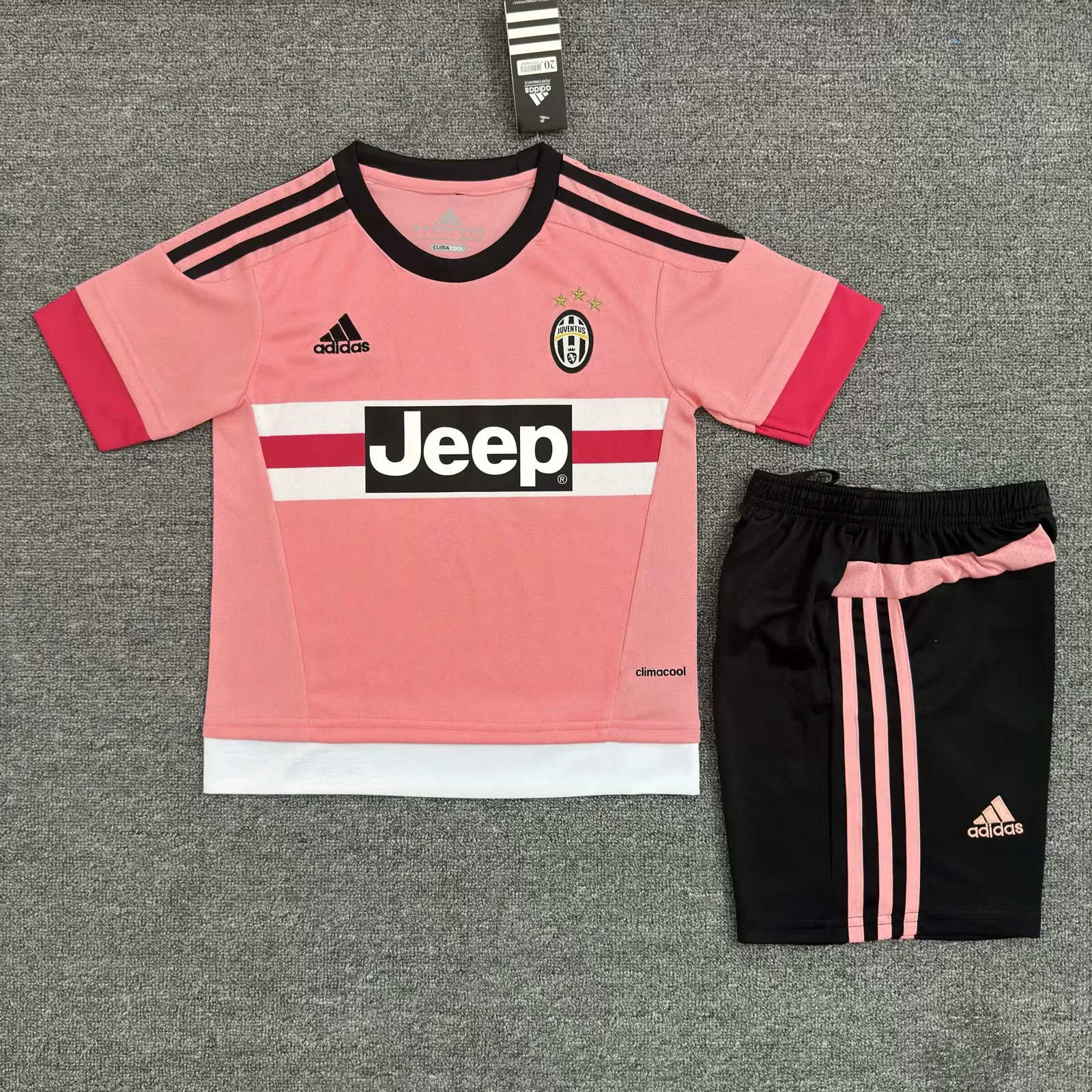 Kids Retro Juventus 15/16 Away Kit 16-28