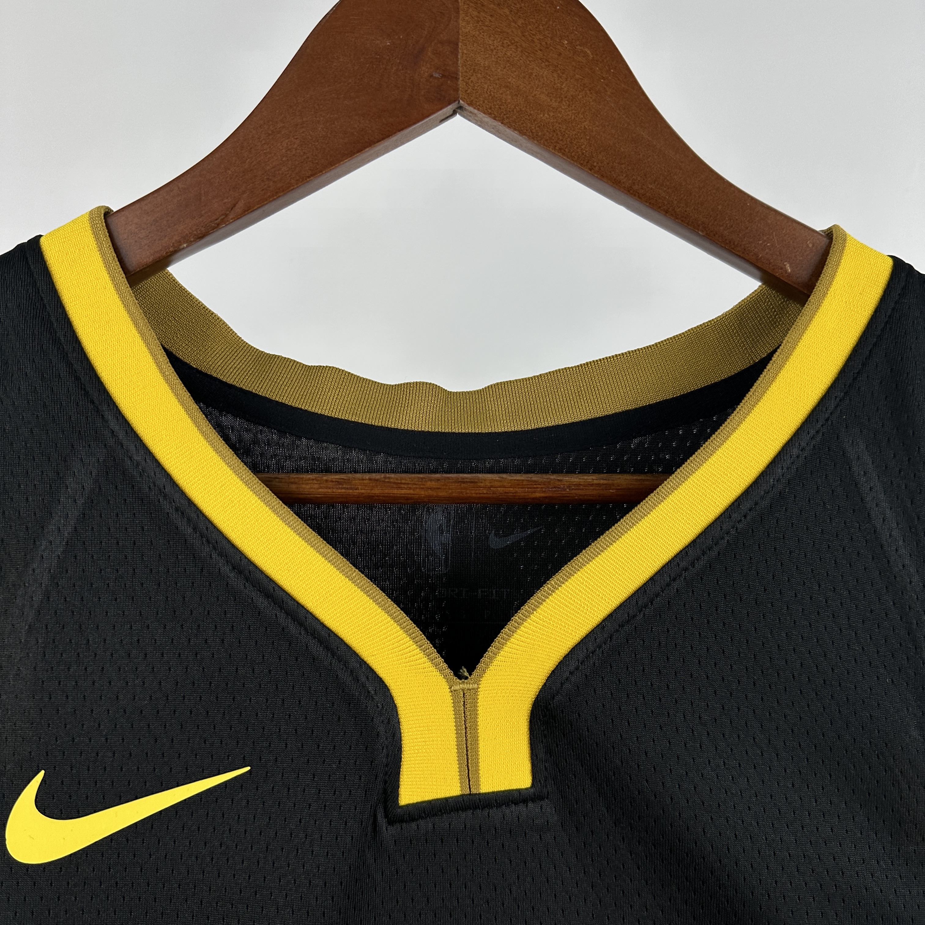 25 Season Warriors City Edition #10