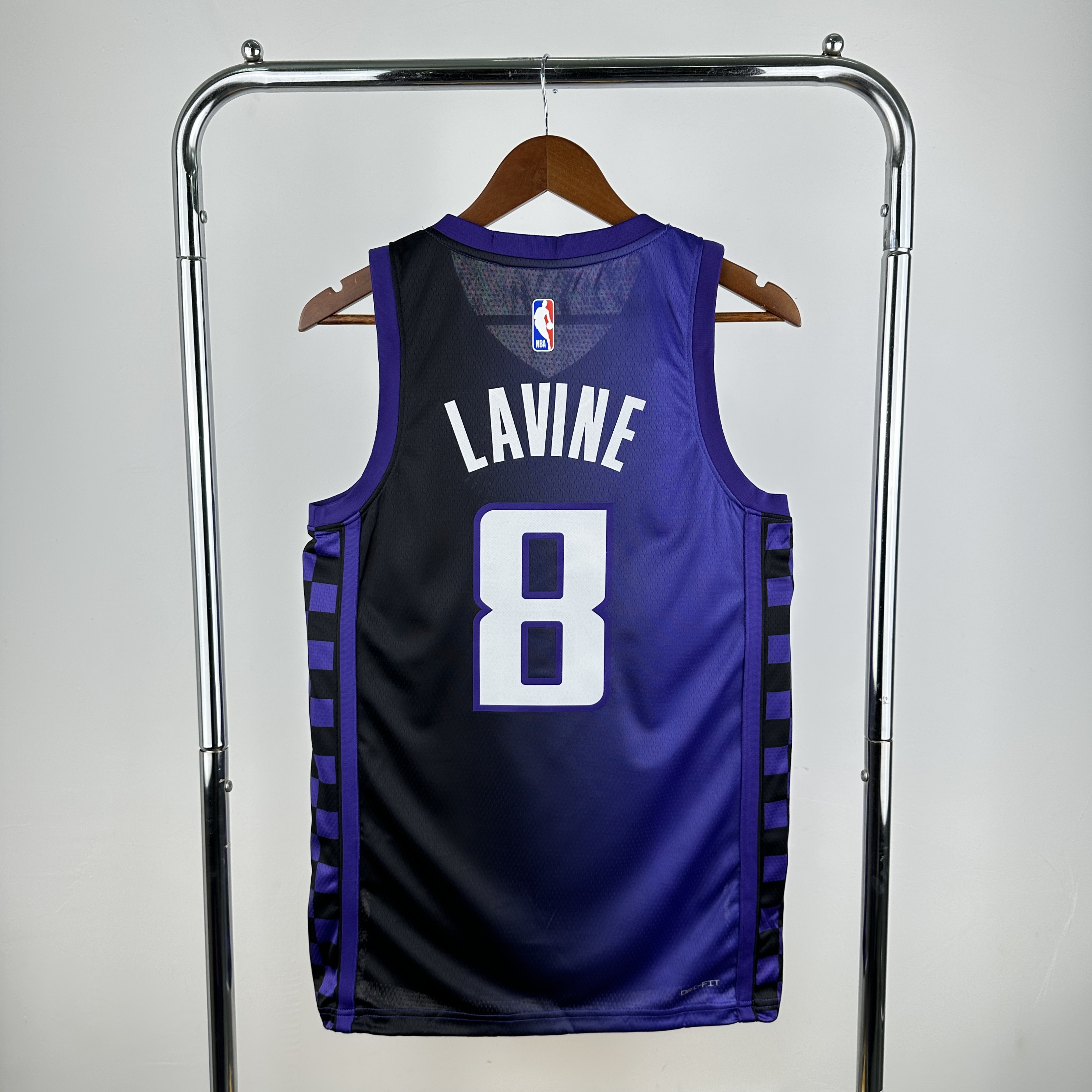 24 SEASON SACRAMENTO KINGS FLYER  #8 Lavine