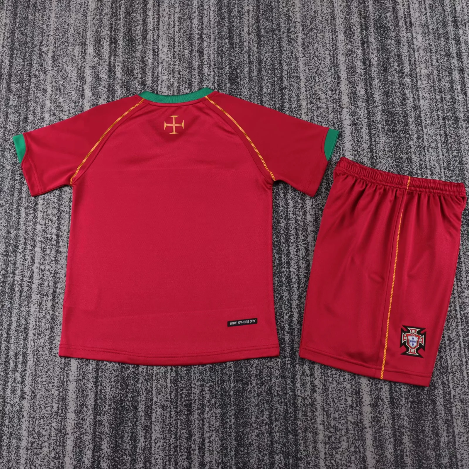 Kids Retro Kit Portugal 2006 Home