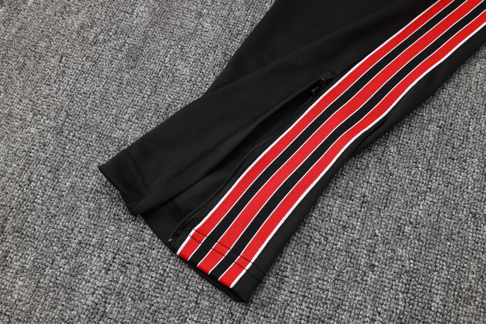 Adult/ Kids Manchester united 24/25 half zipper Training B2506