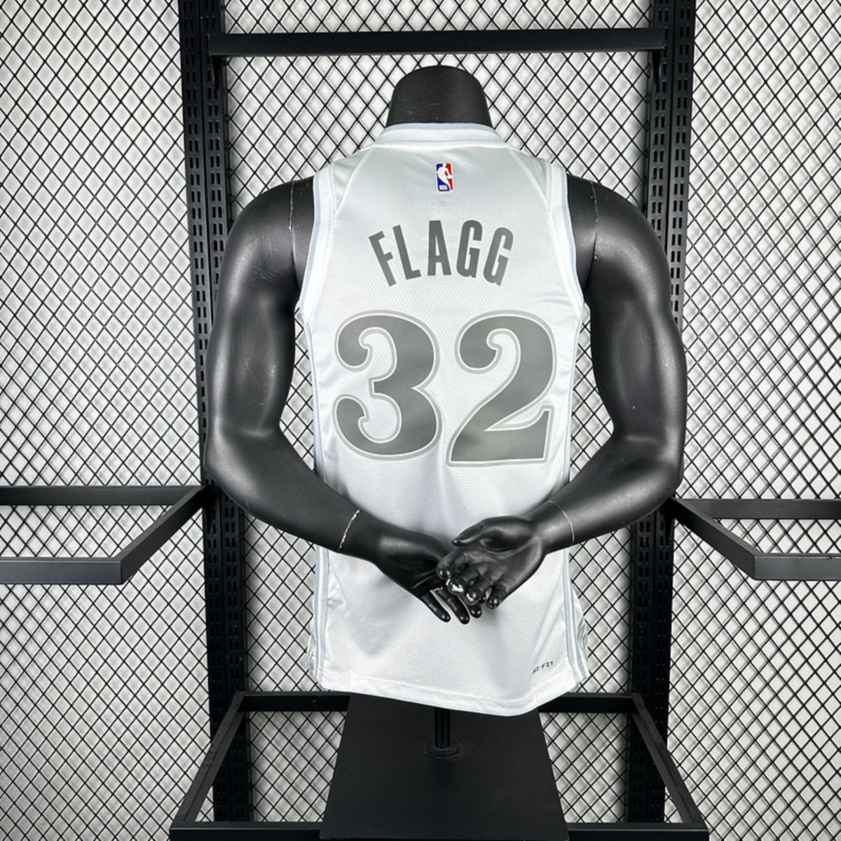 25 Season Dallas Mavericks City Edition #32