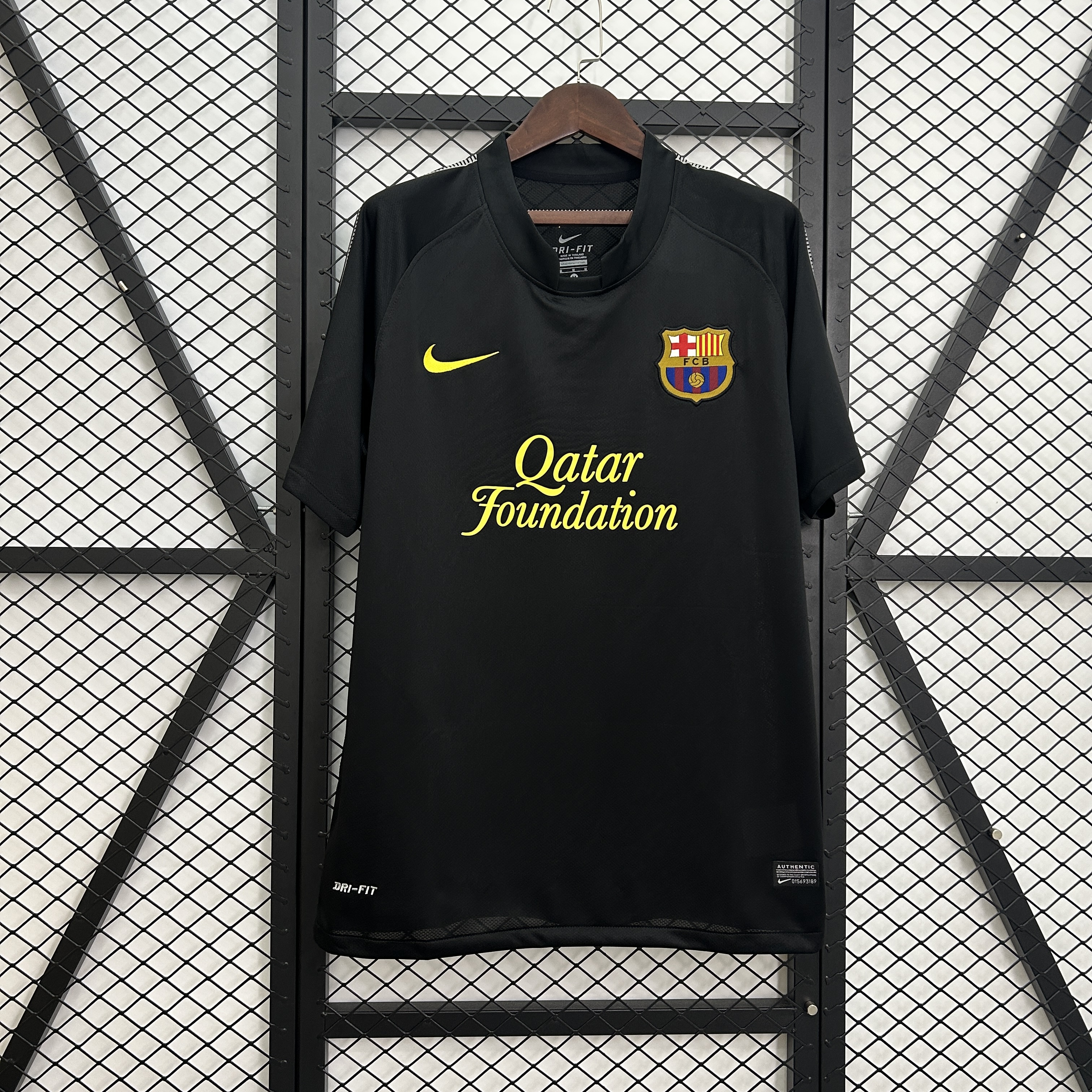 Retro 11/12 Barcelona Away S-XXL