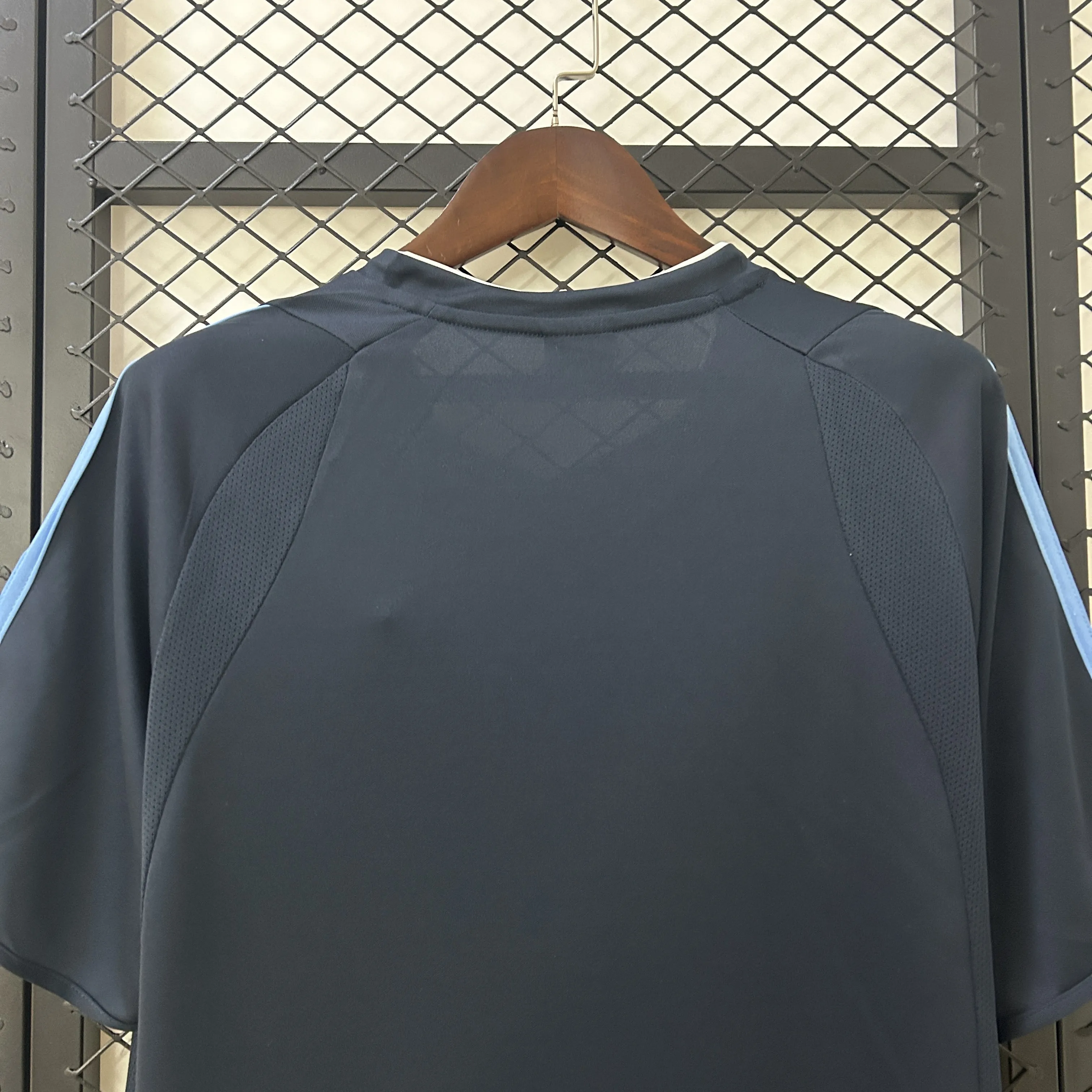 Retro Real Mαdrid 03/04 Away  S-XXL