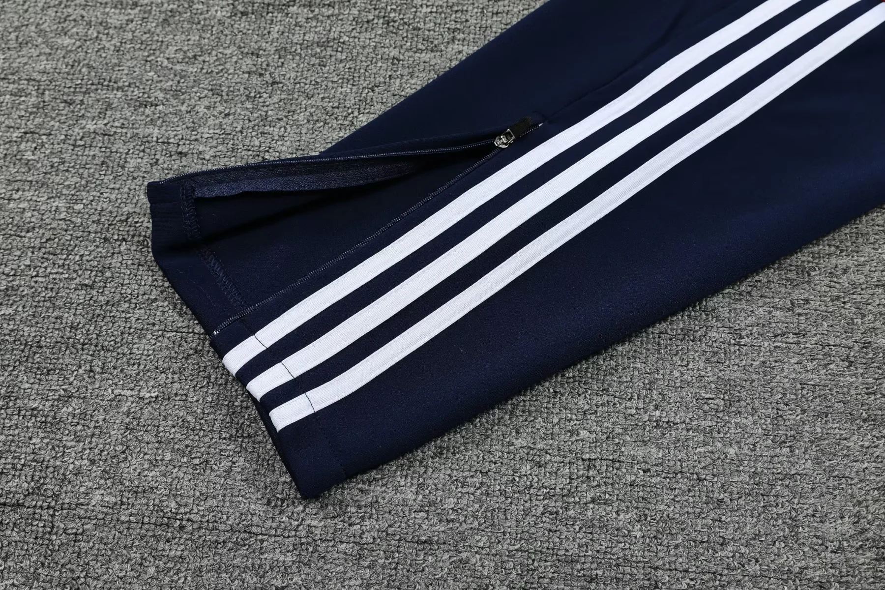 2425 ItalyTraining suit