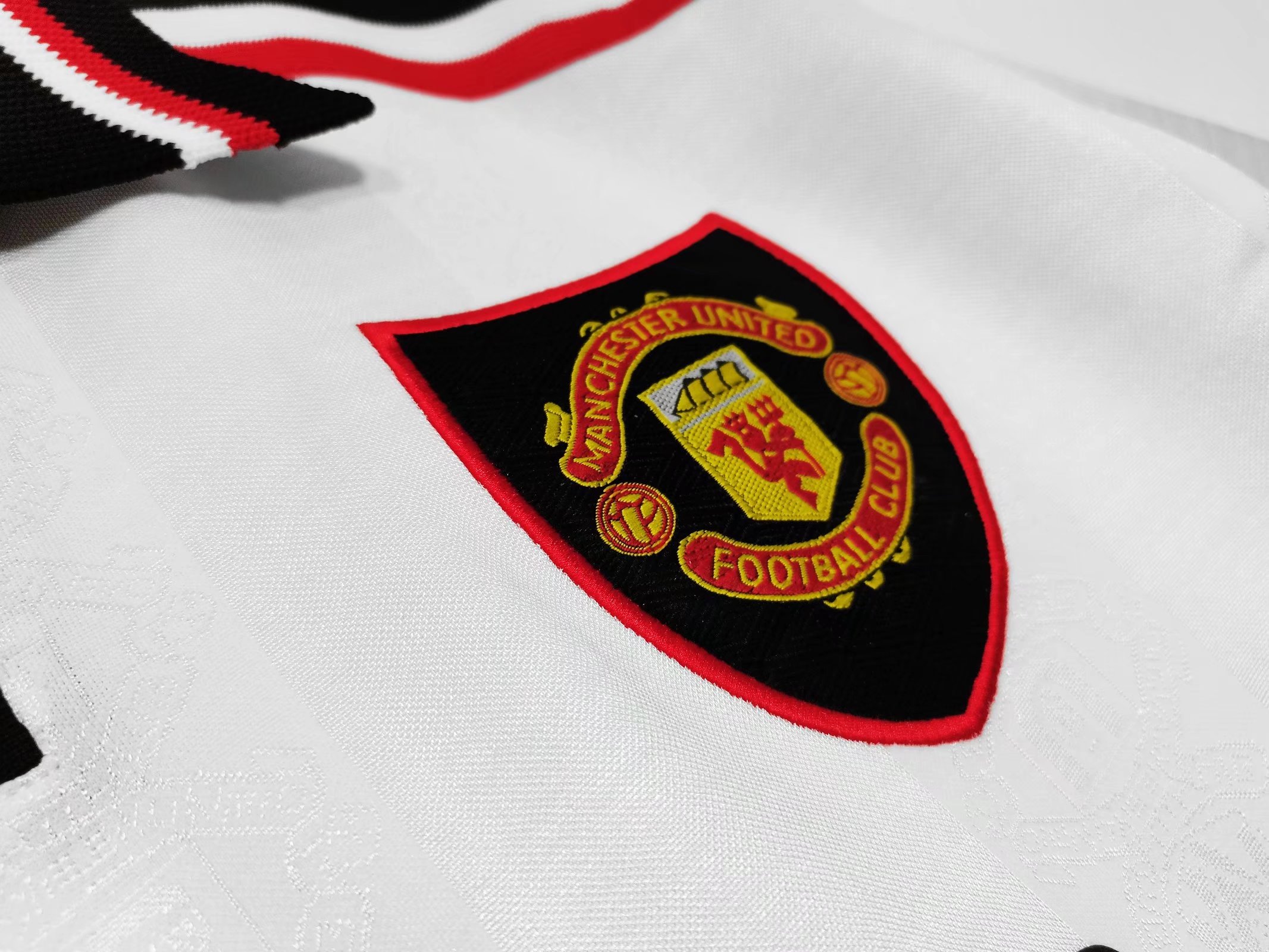 Retro Manchester United 97/99 Away -Branco