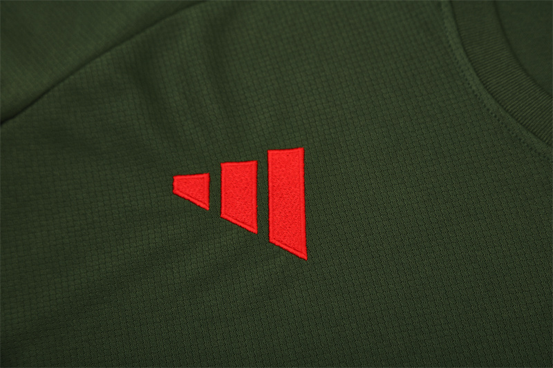 Adult / Kids Bayern Munchen 25/26 Short Sleeves Training suit 801