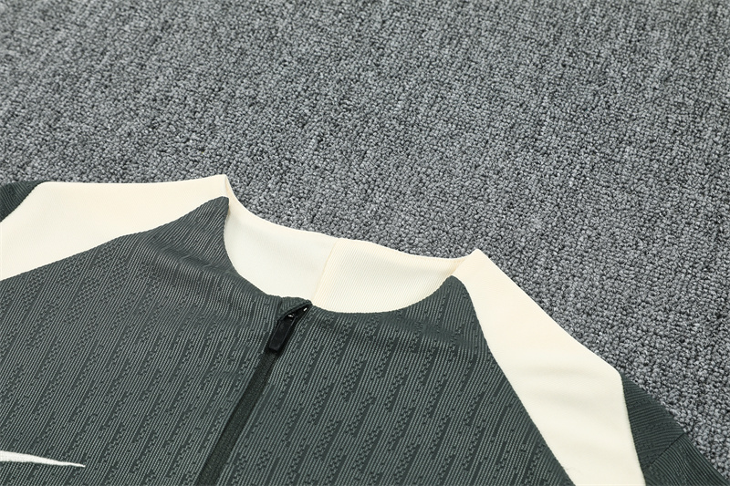 Chelseα  25/26 Half zipper training suit 801