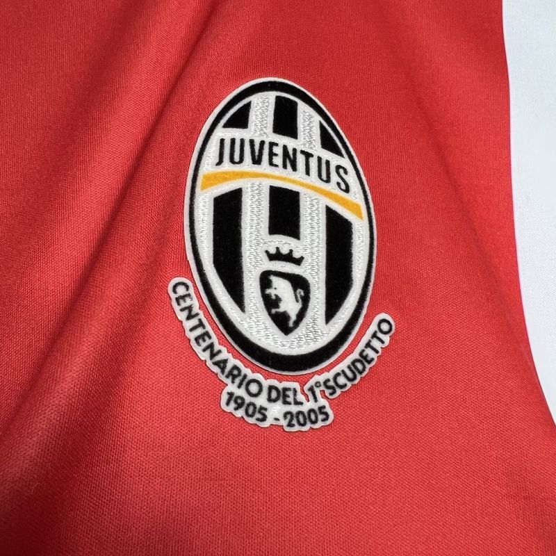 Retro  Juventus 2005/06 Away