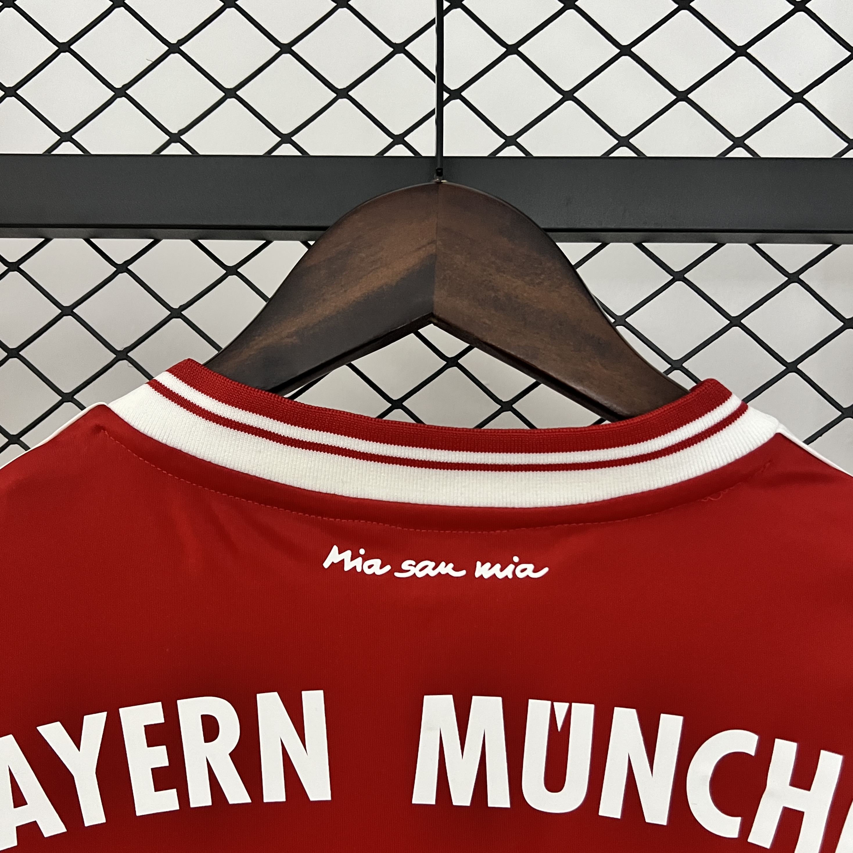 Retro Bayern Munich 13/14 home S-XXL